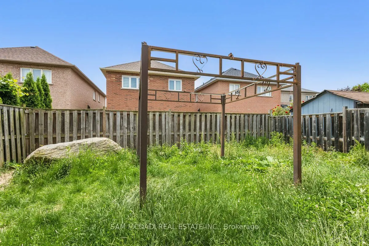 7258 Dime Crescent