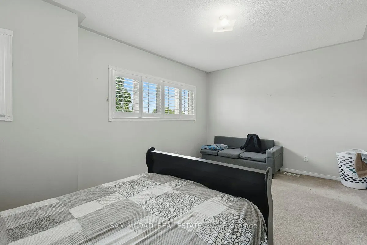 7258 Dime Crescent