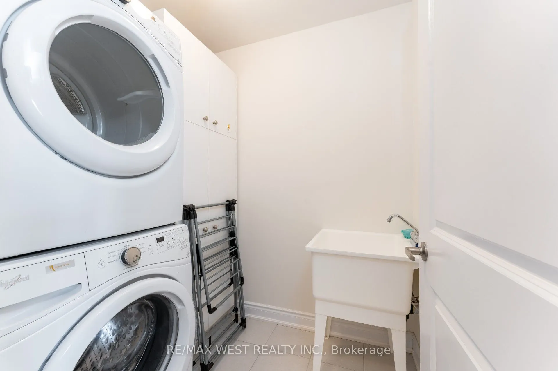2172 Trafalgar Road, #19