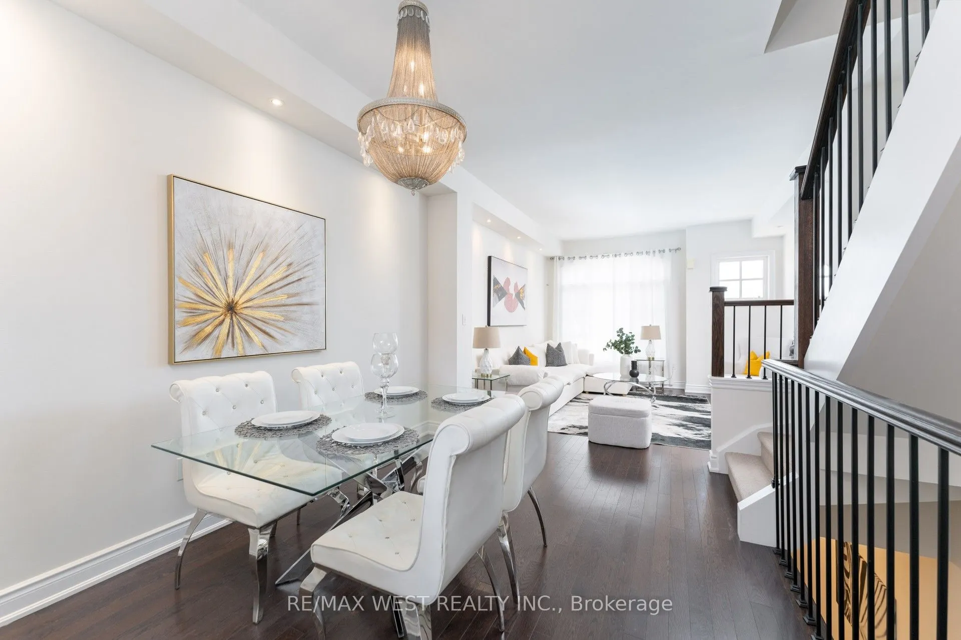 2172 Trafalgar Road, #19
