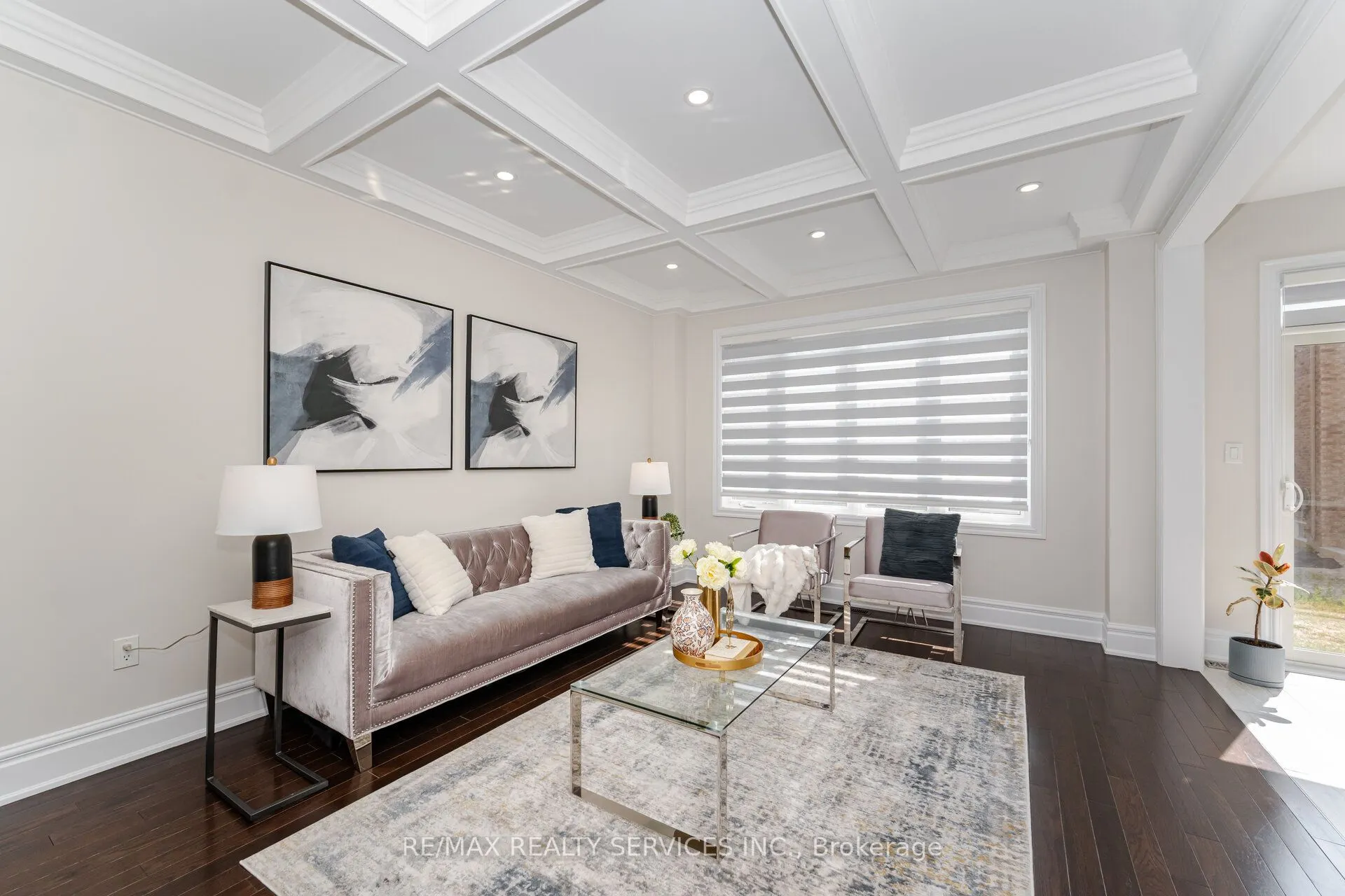 14 Dotchson Avenue