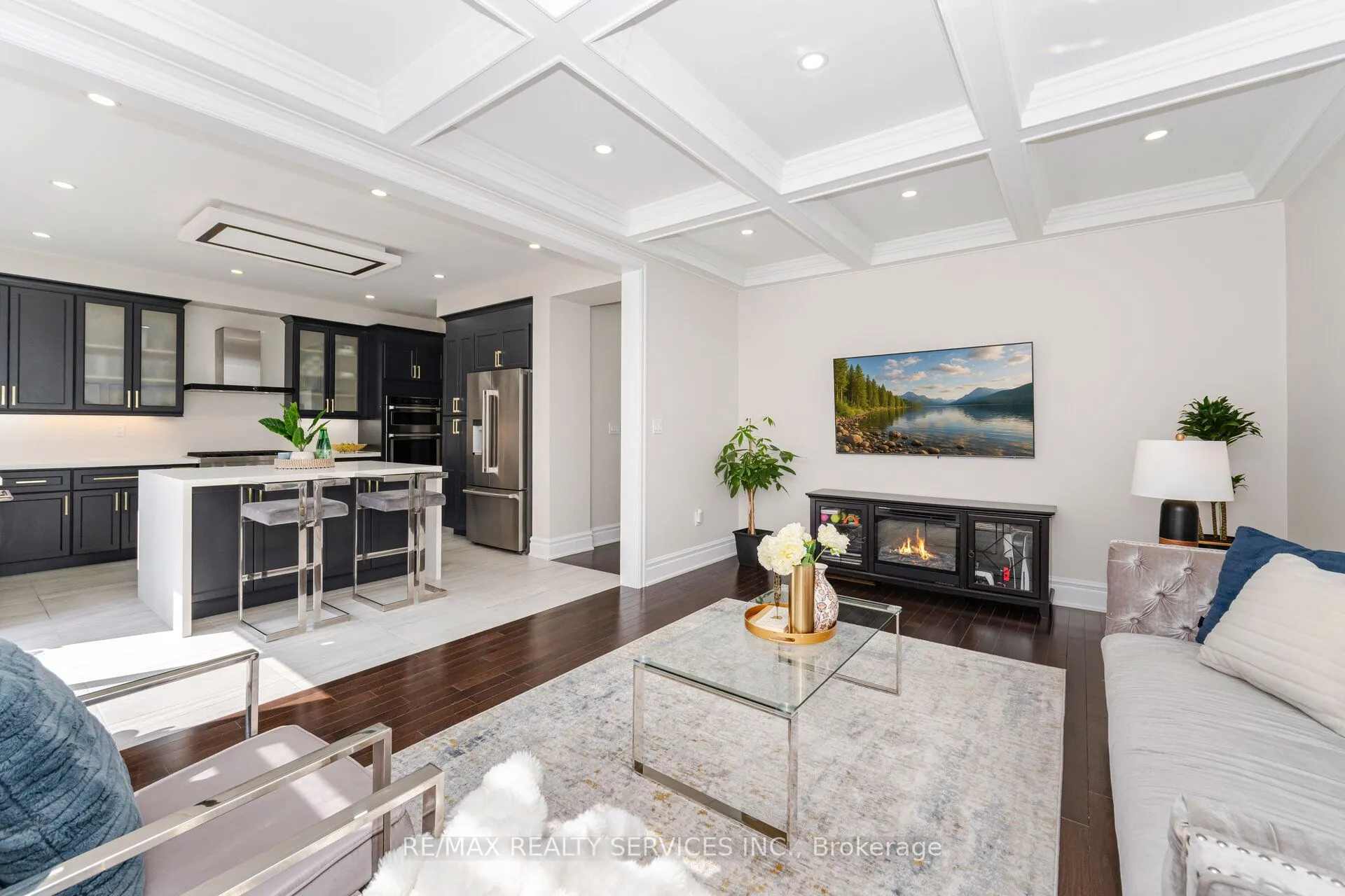 14 Dotchson Avenue