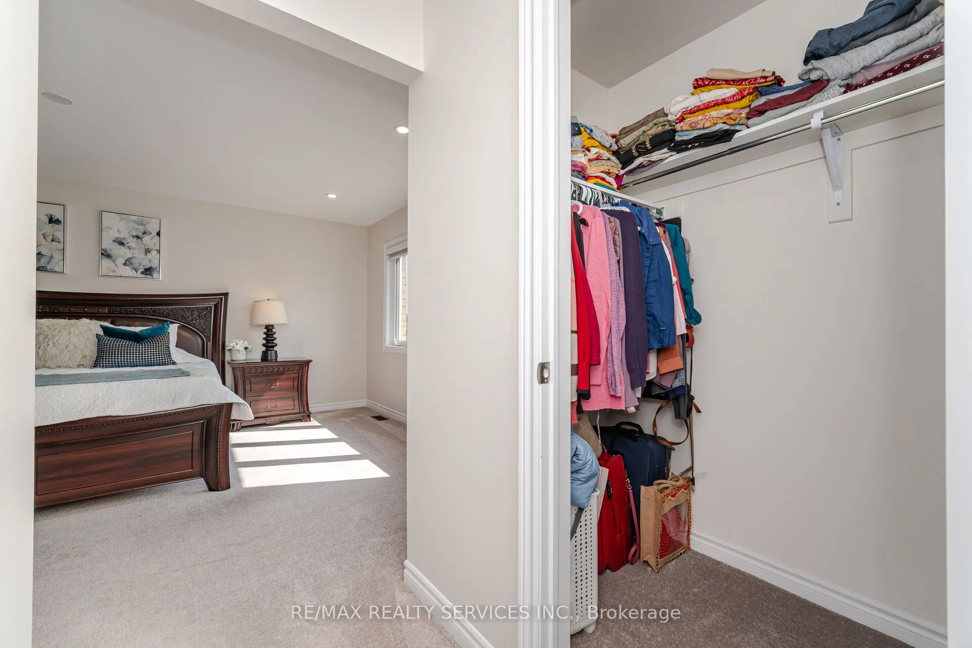 14 Dotchson Avenue