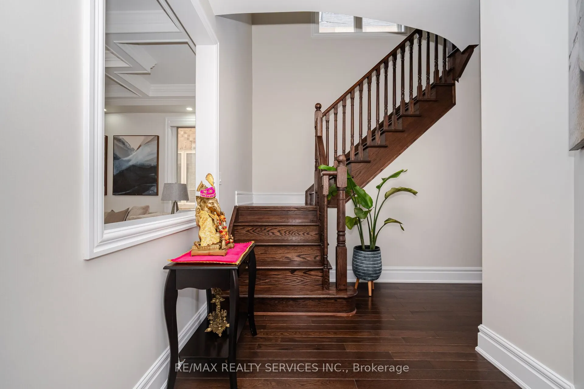 14 Dotchson Avenue