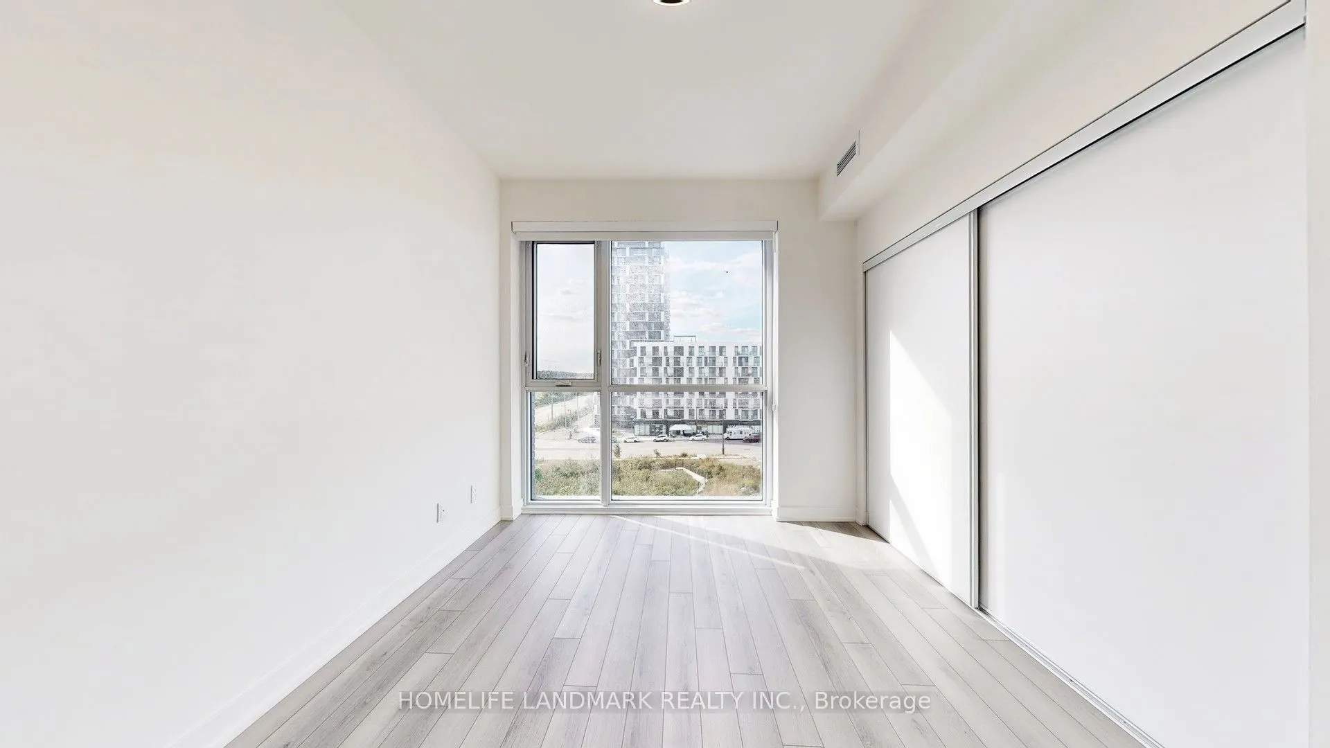 3079 Trafalgar Road, #608