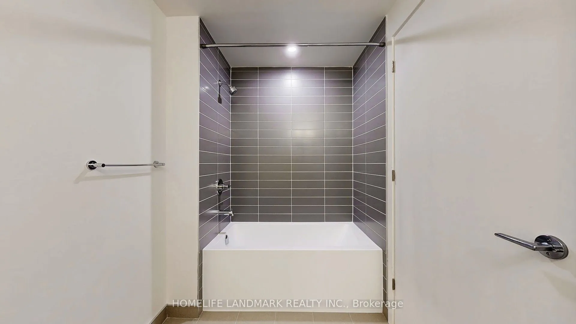3079 Trafalgar Road, #608