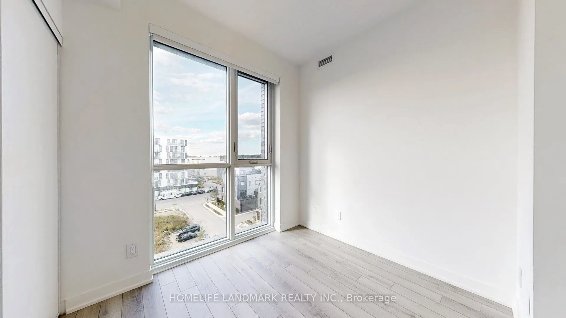 3079 Trafalgar Road, #608