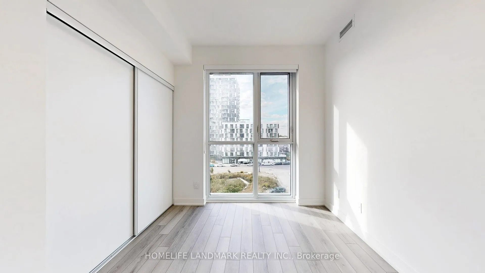 3079 Trafalgar Road, #608