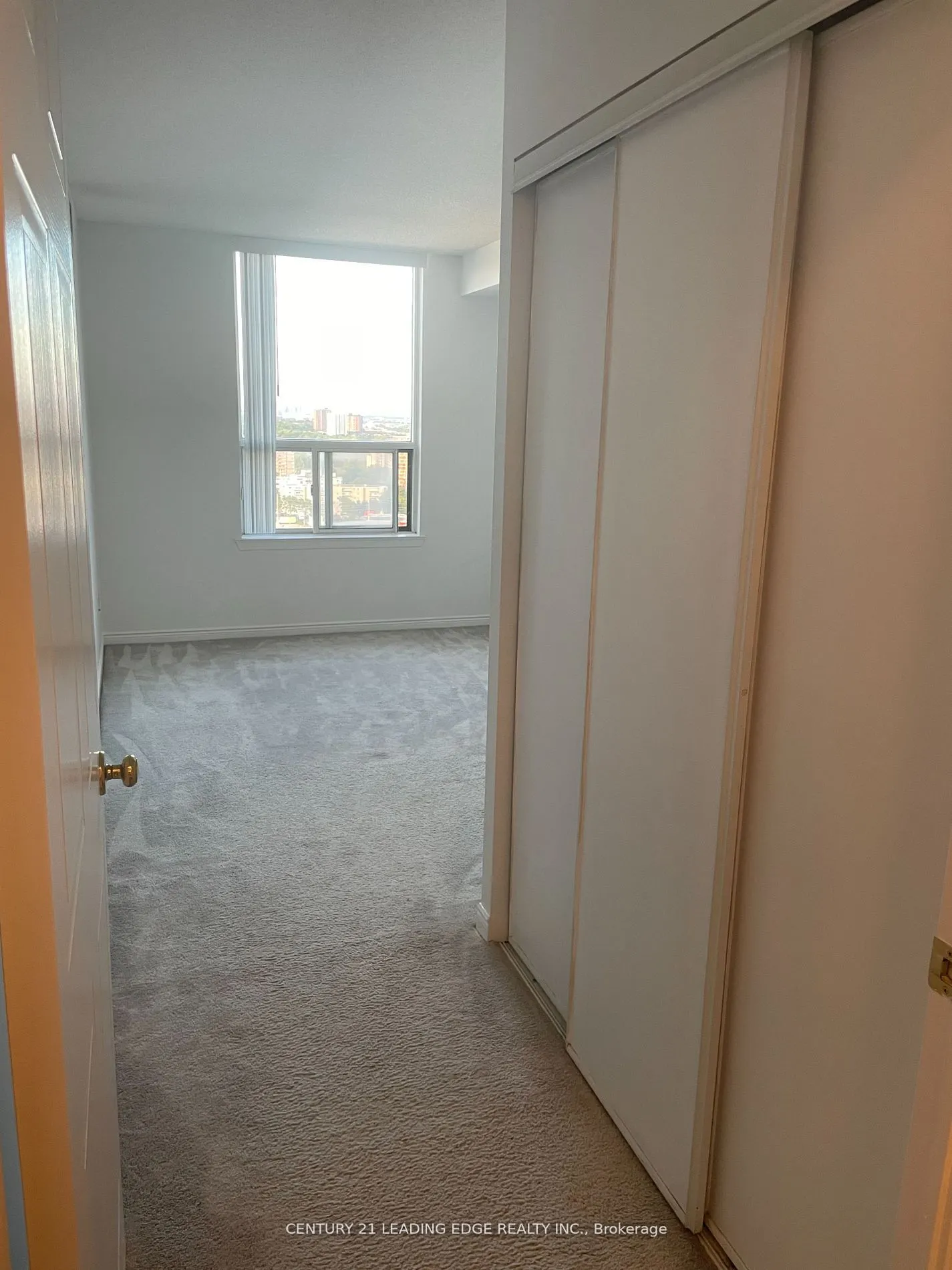 135 Hillcrest Avenue, #1901