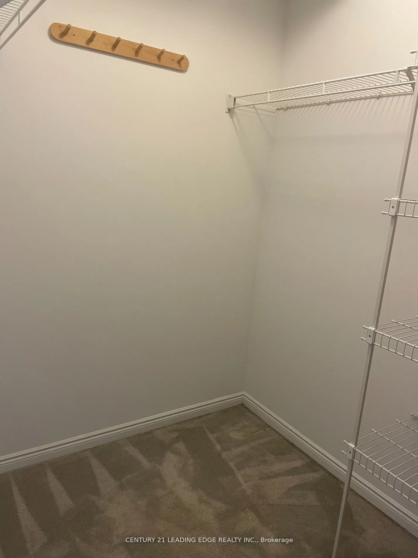135 Hillcrest Avenue, #1901