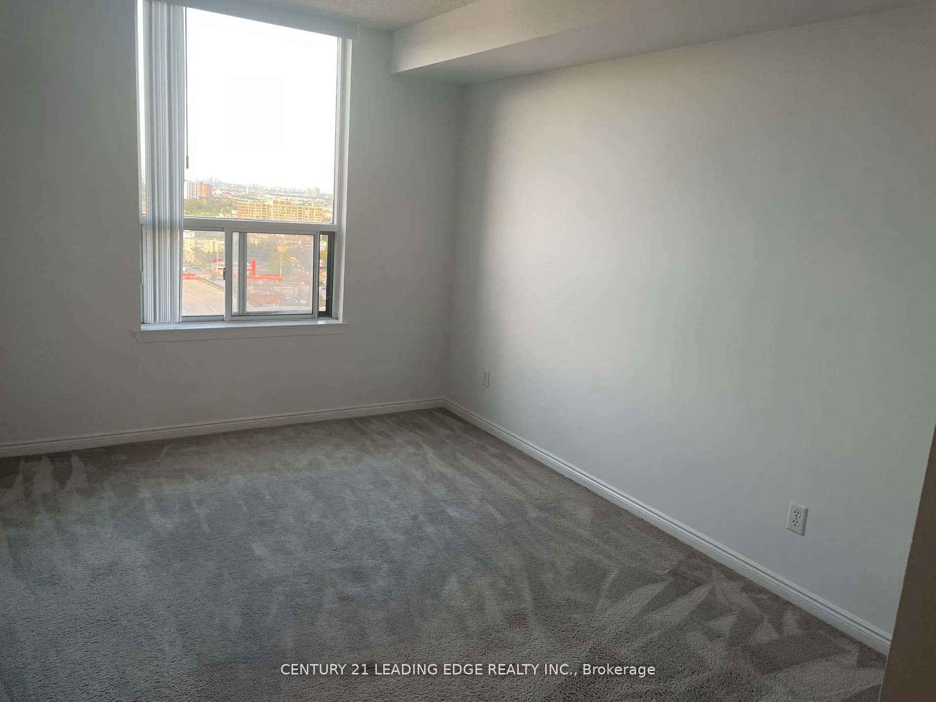 135 Hillcrest Avenue, #1901