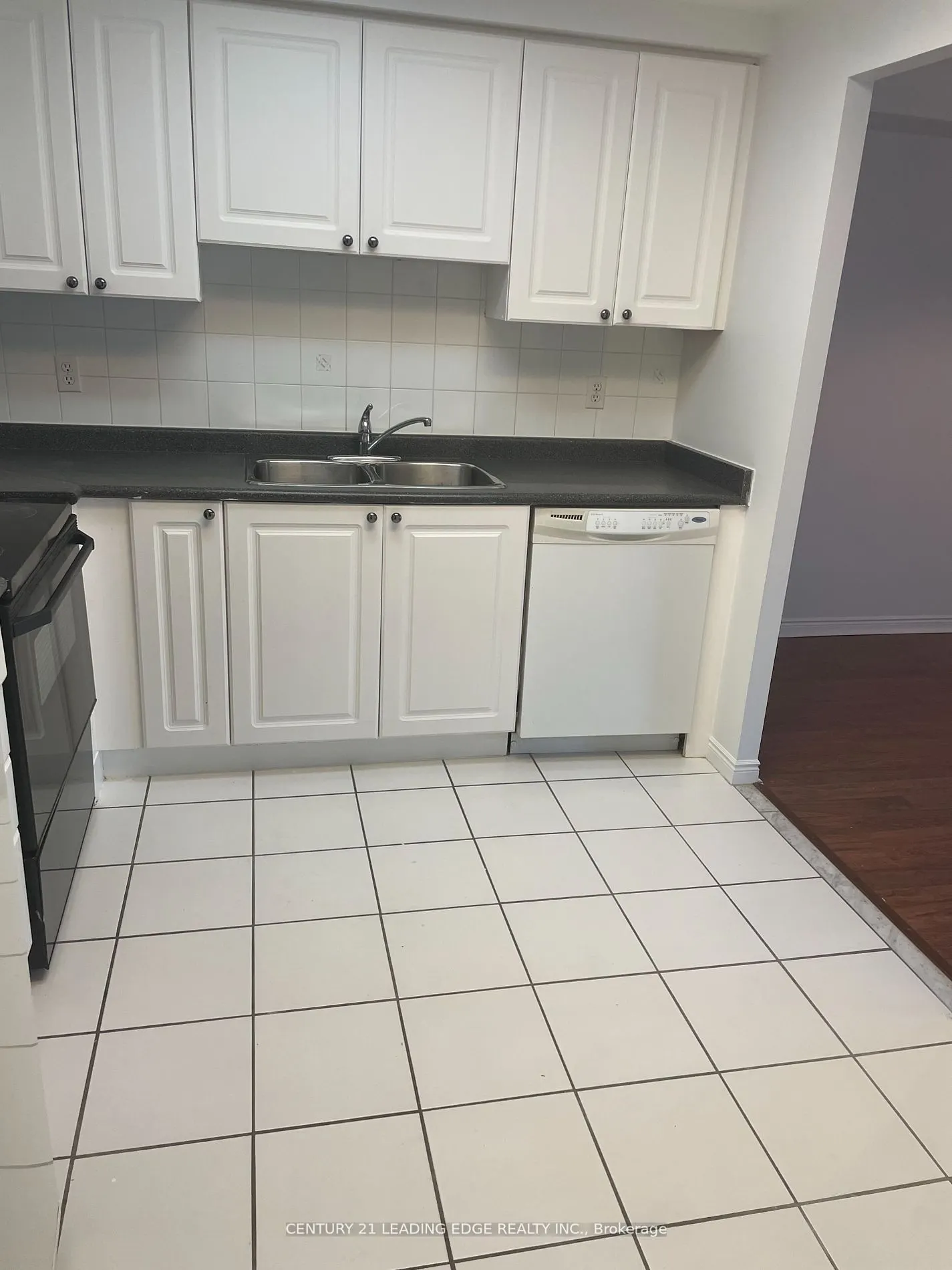 135 Hillcrest Avenue, #1901
