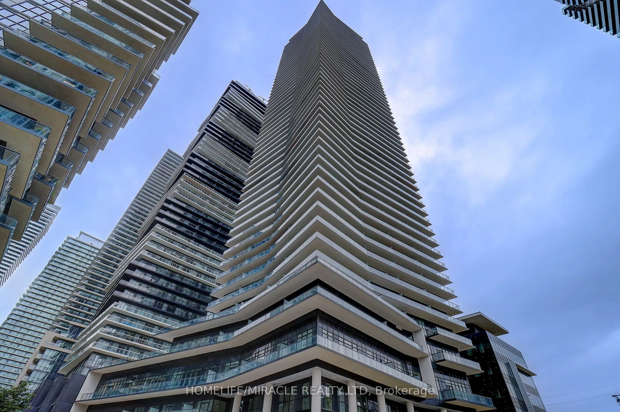 38 Annie Craig Drive, #3506