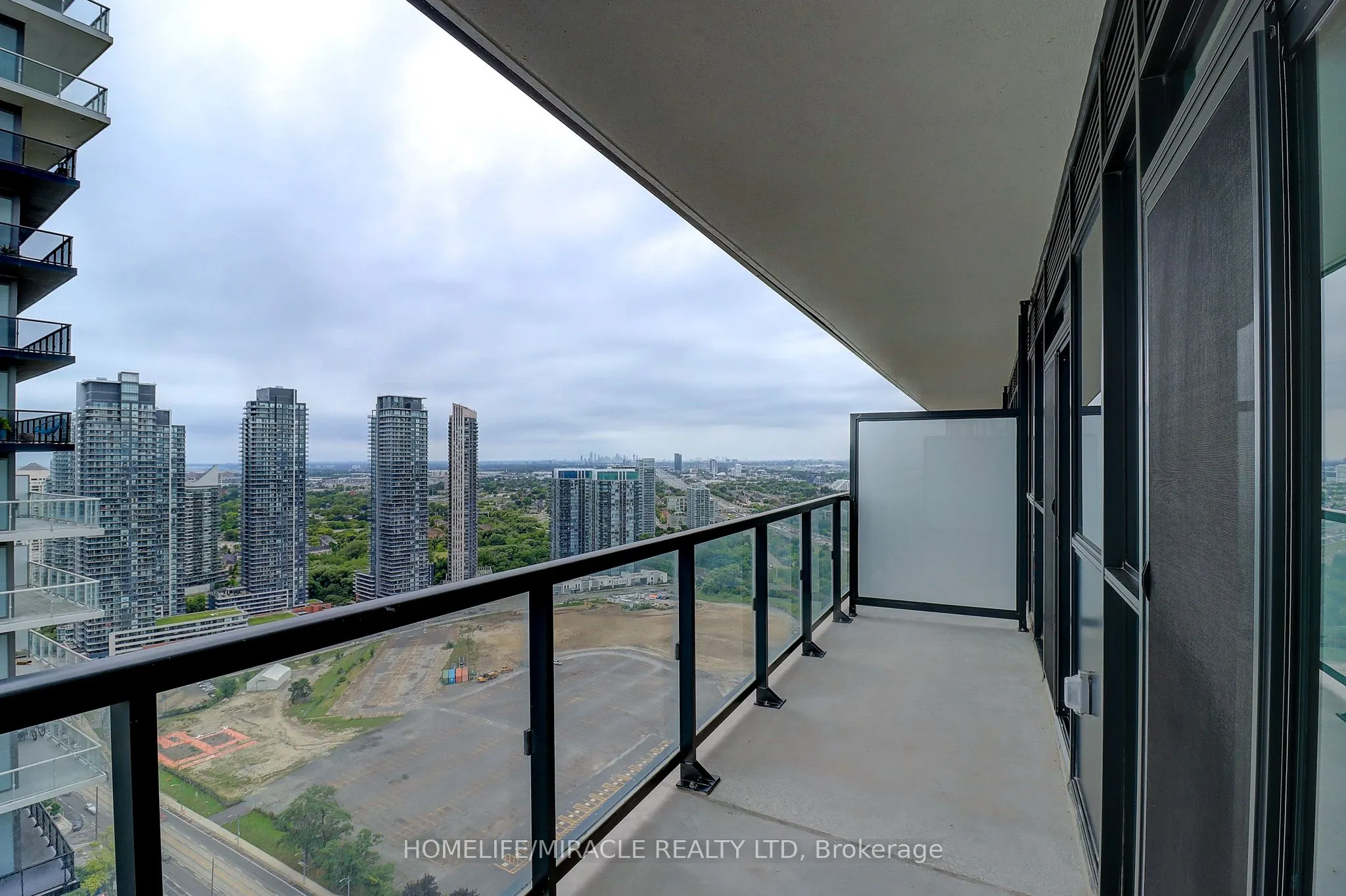 38 Annie Craig Drive, #3506