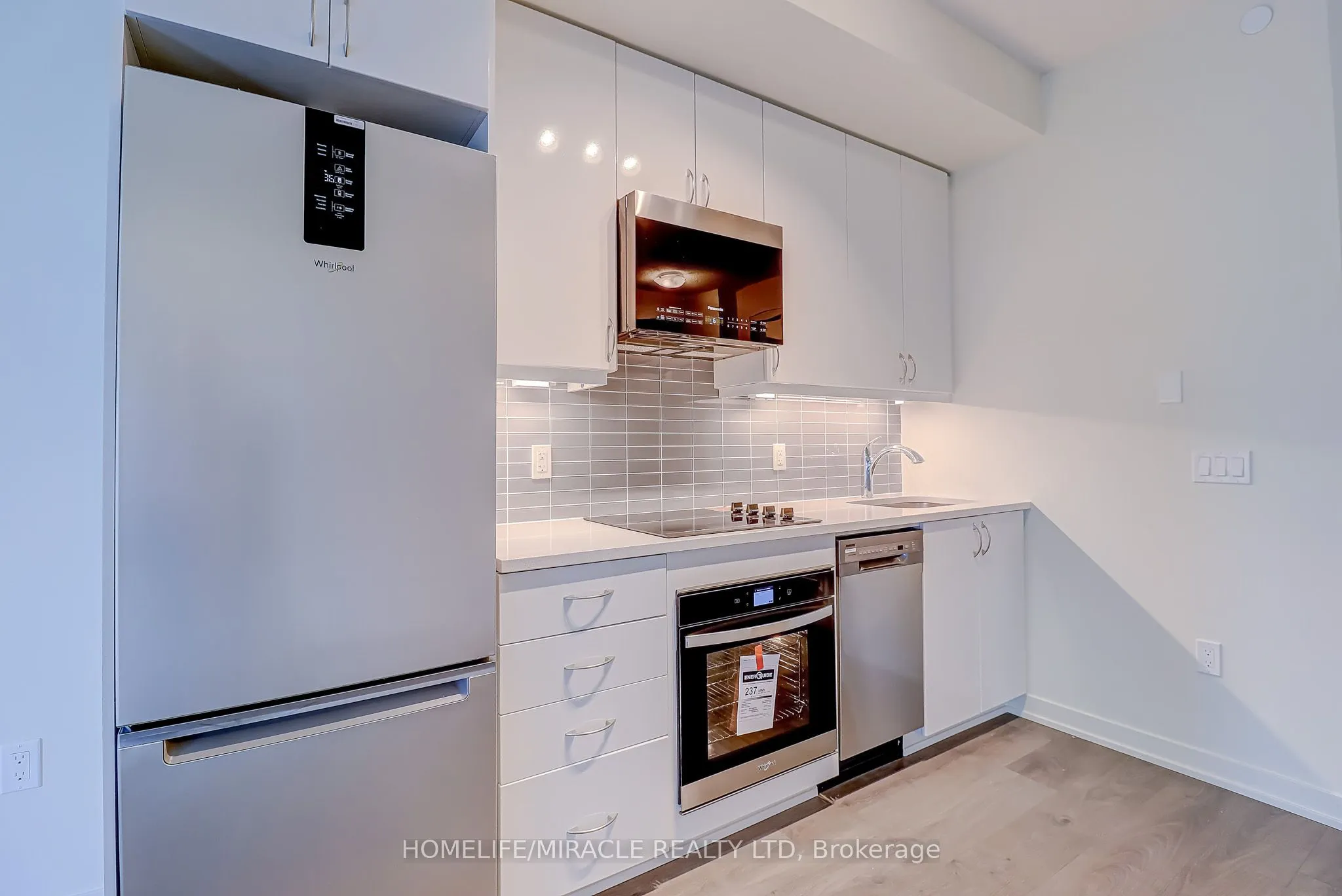 38 Annie Craig Drive, #3506