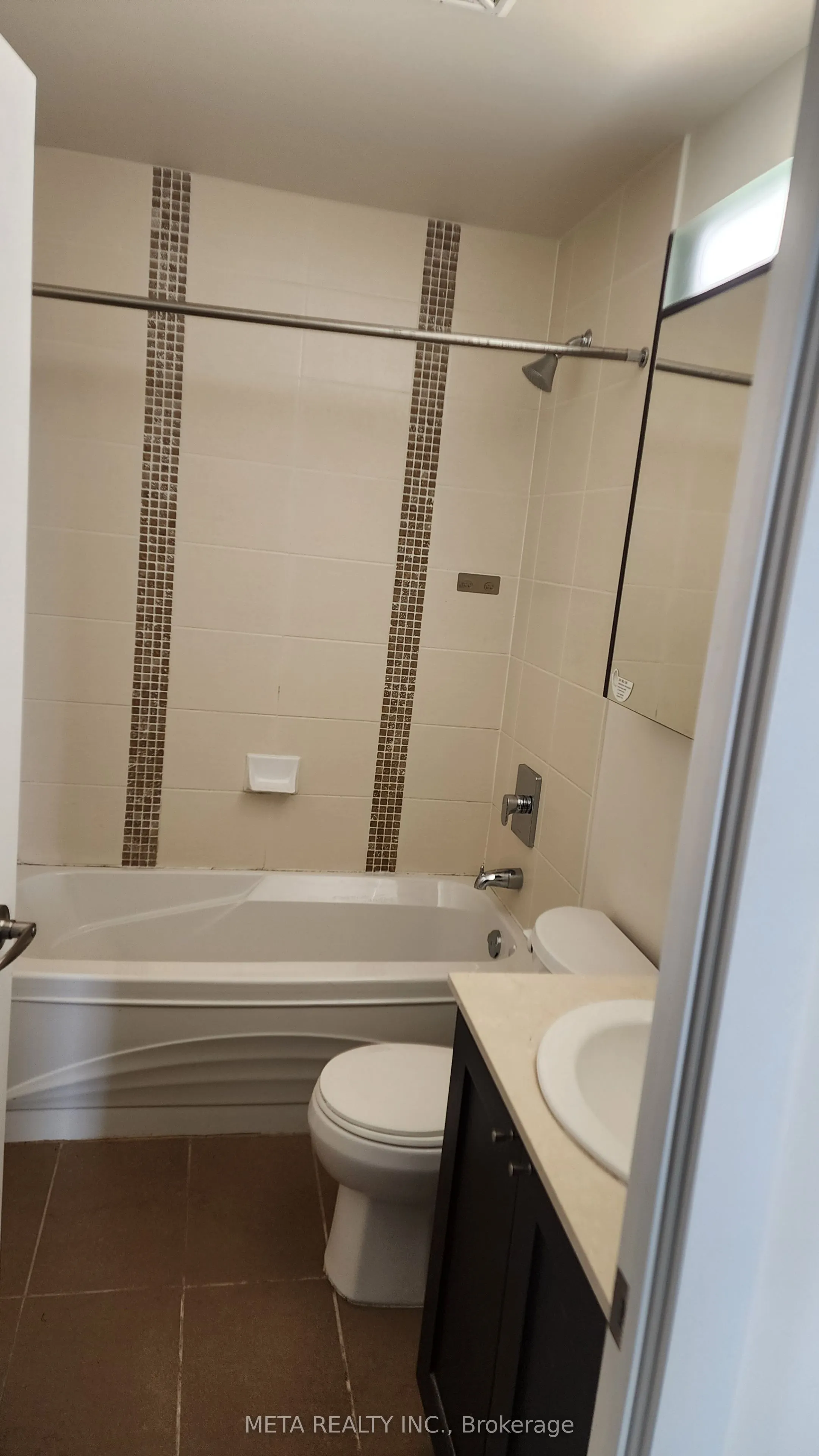 4070 confederation Park, #4204