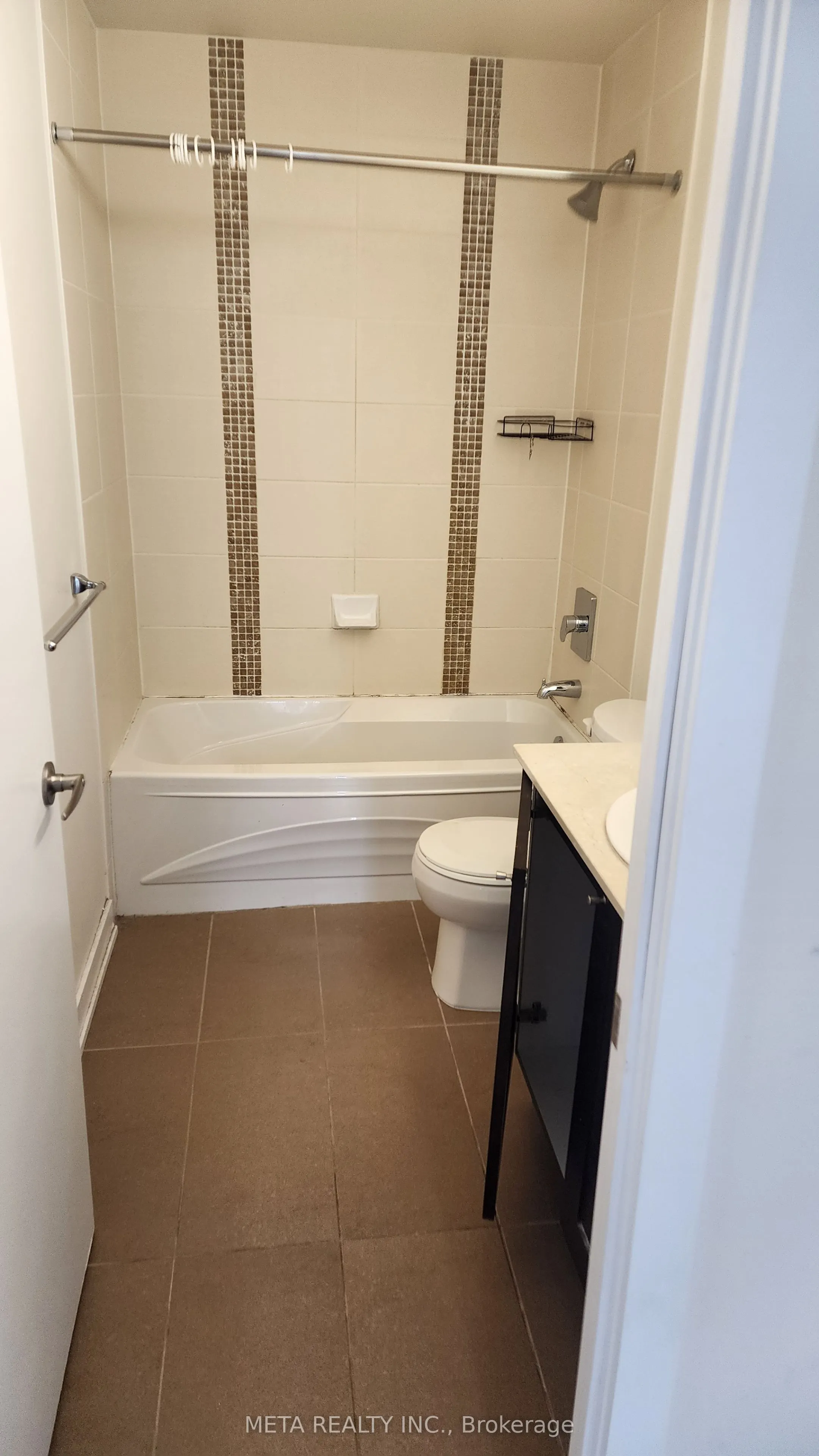 4070 confederation Park, #4204