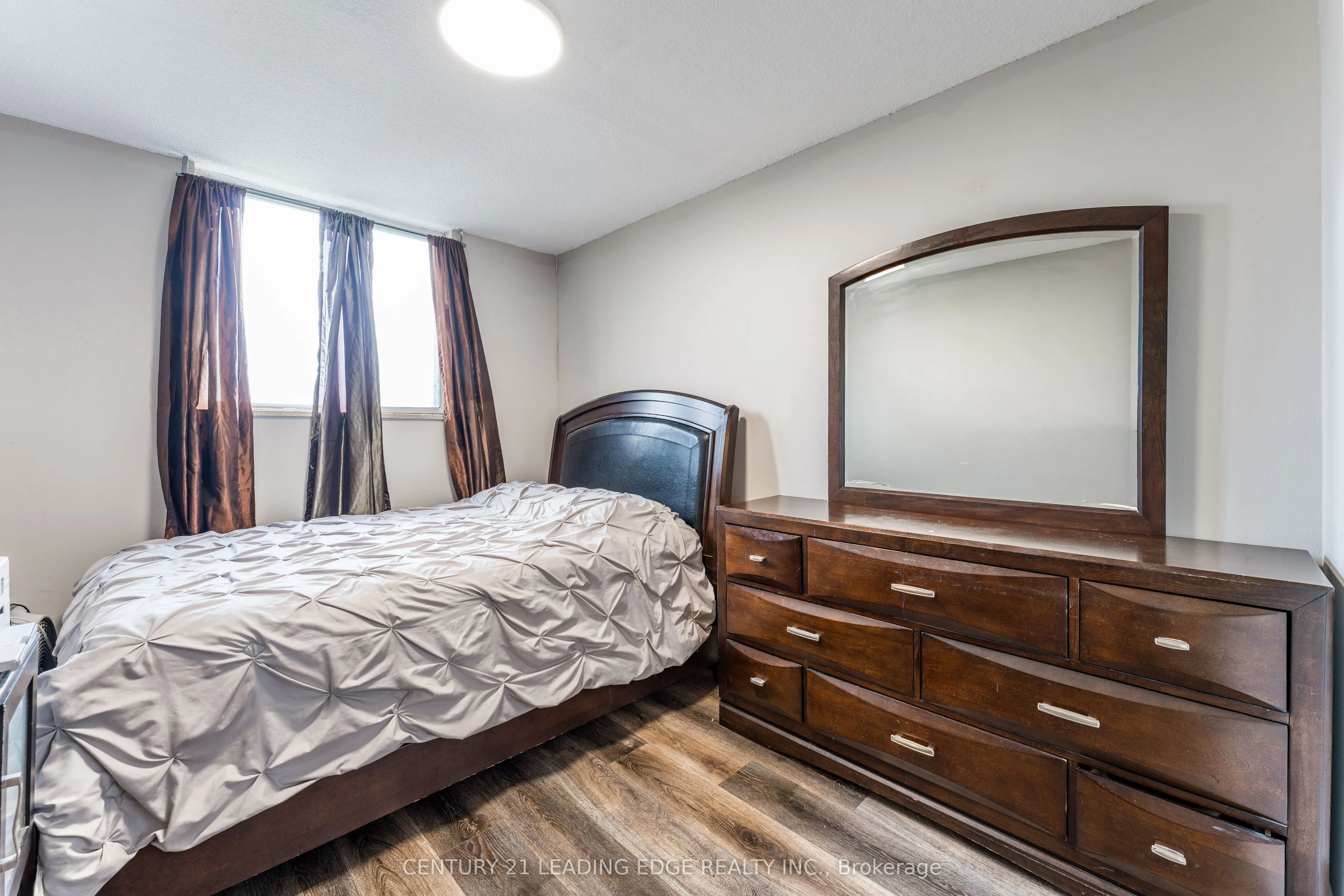 940 Caledonia Road, #611
