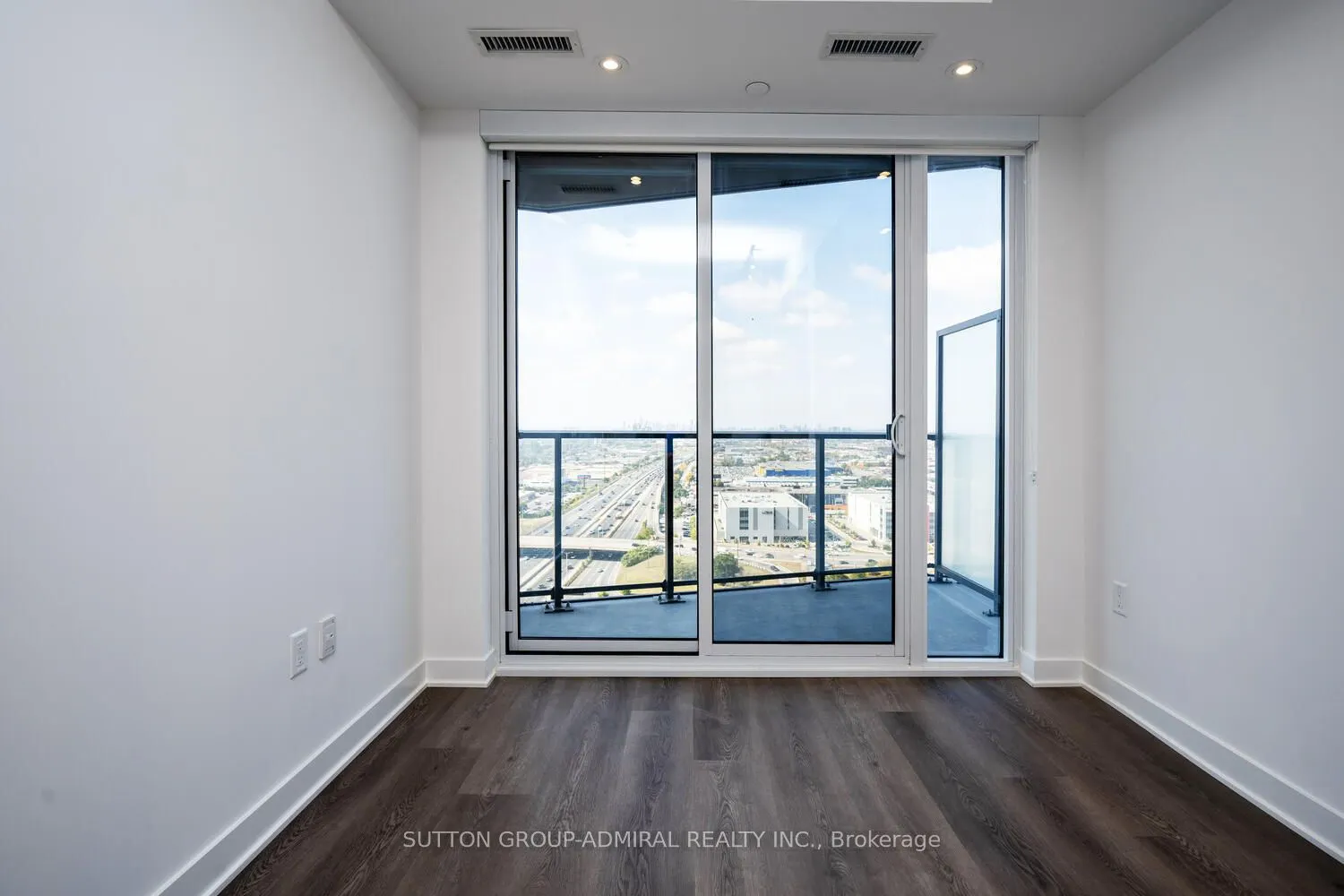 36 Zorra Street, #2401