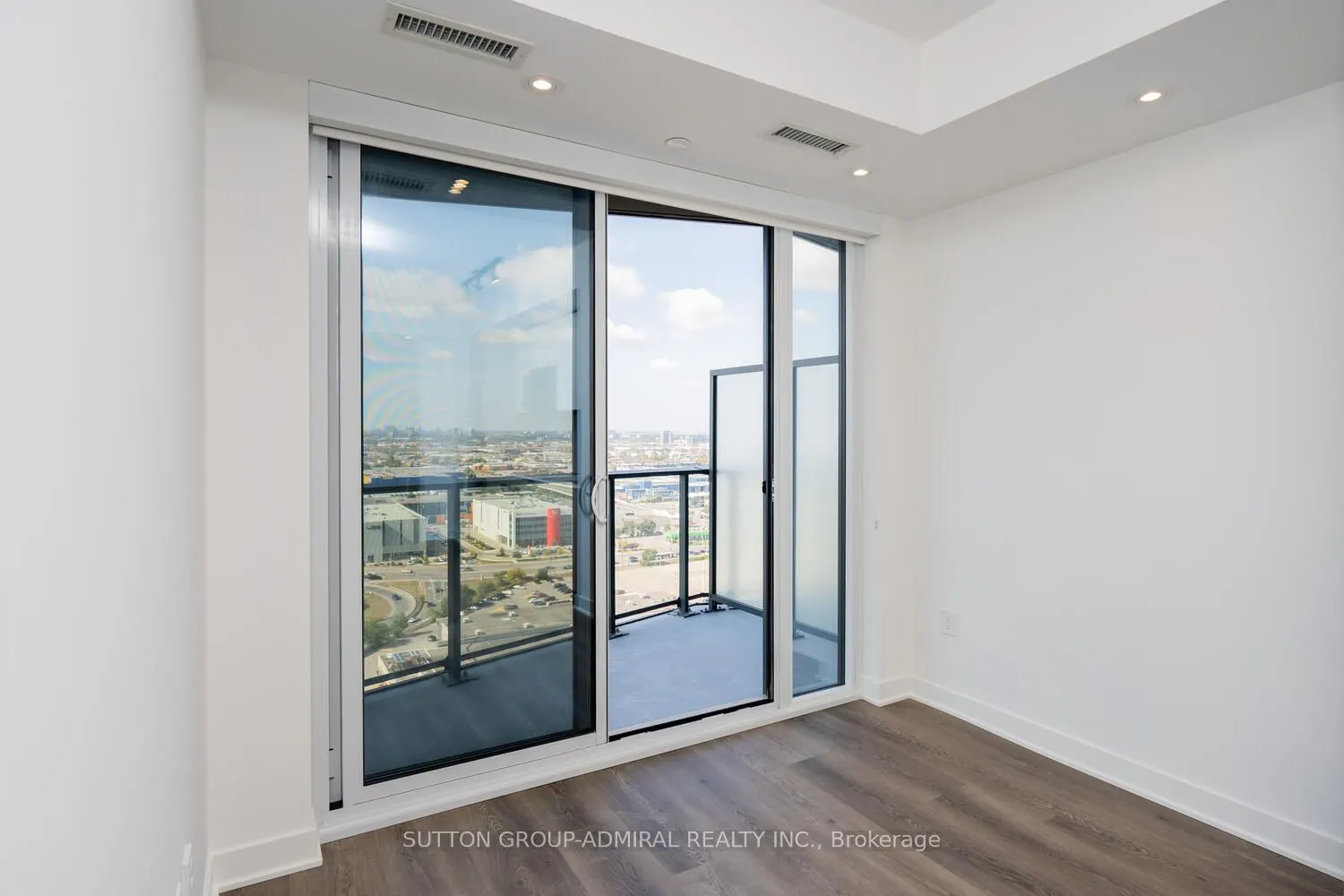 36 Zorra Street, #2401