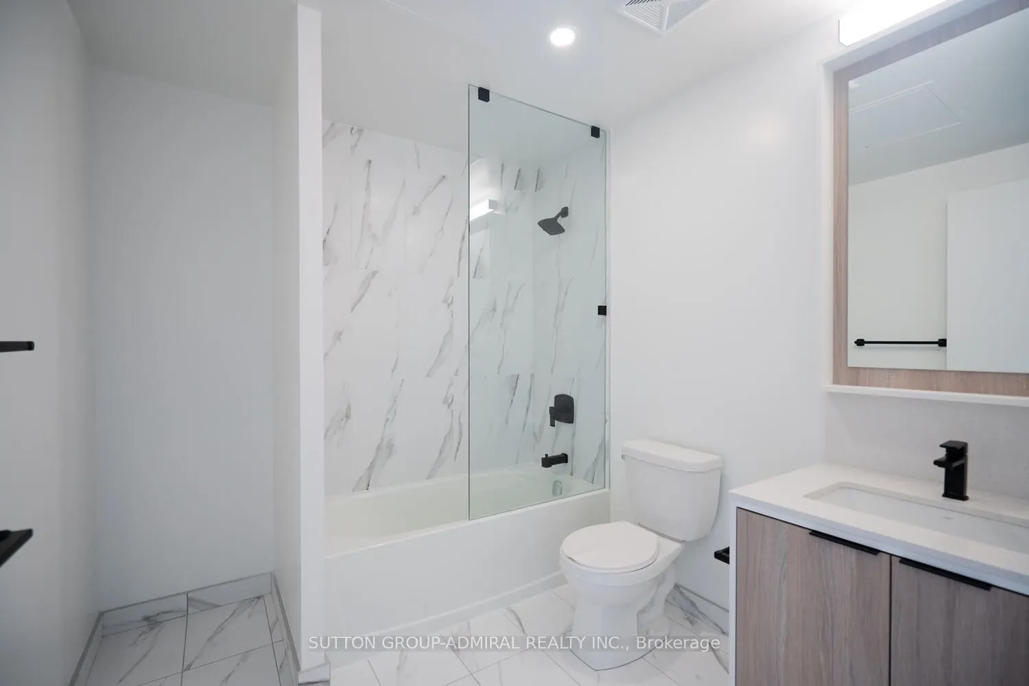 36 Zorra Street, #2401