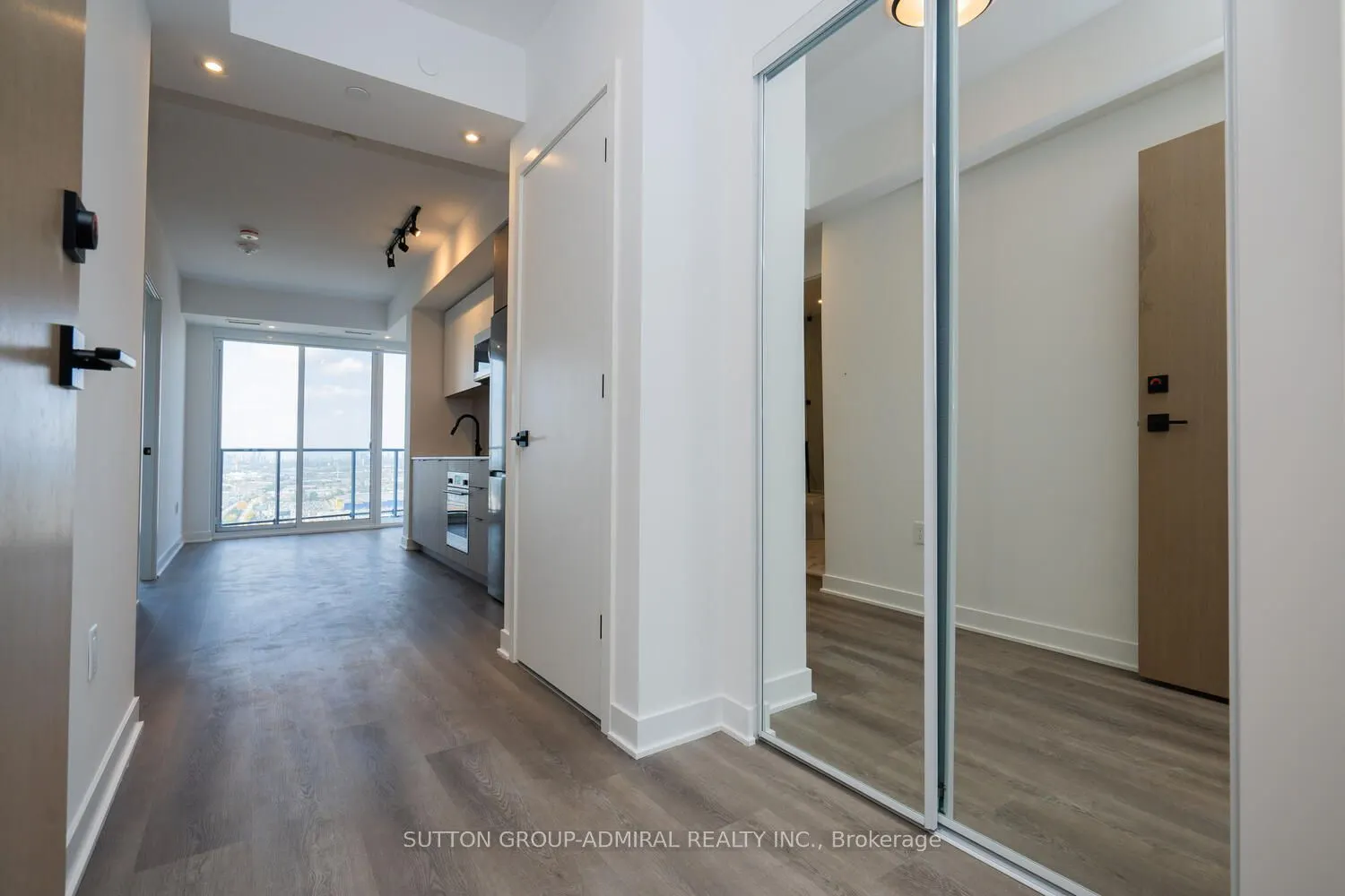 36 Zorra Street, #2401