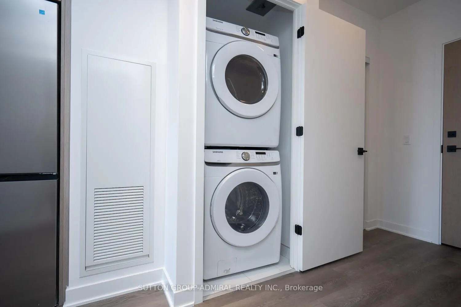 36 Zorra Street, #2401