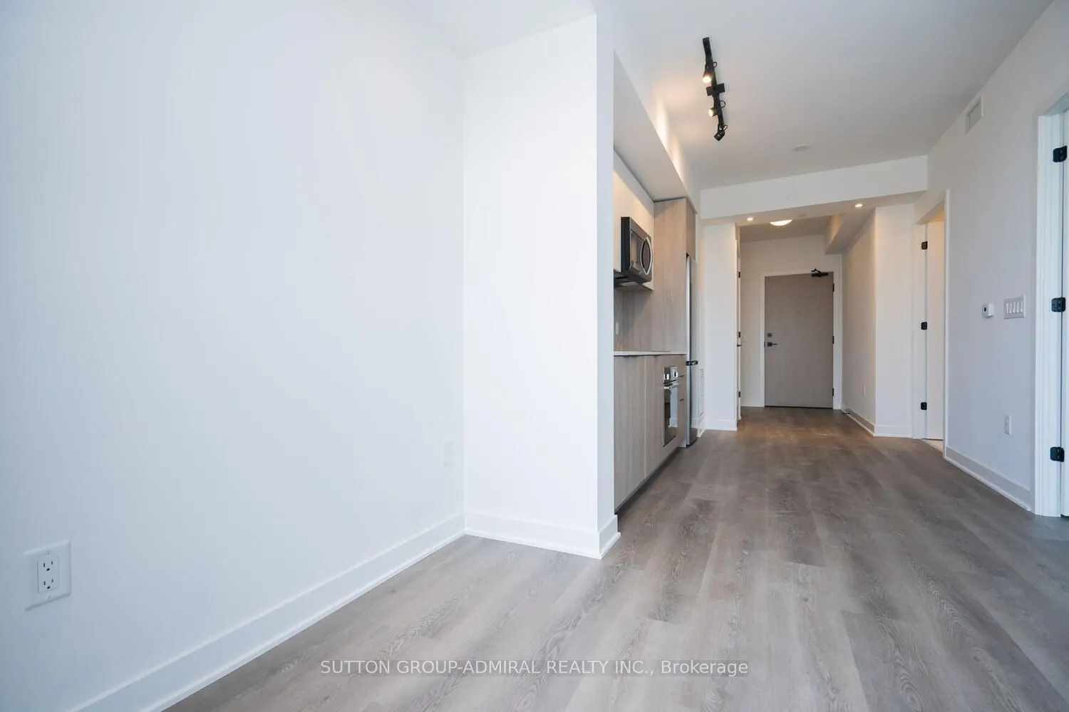 36 Zorra Street, #2401