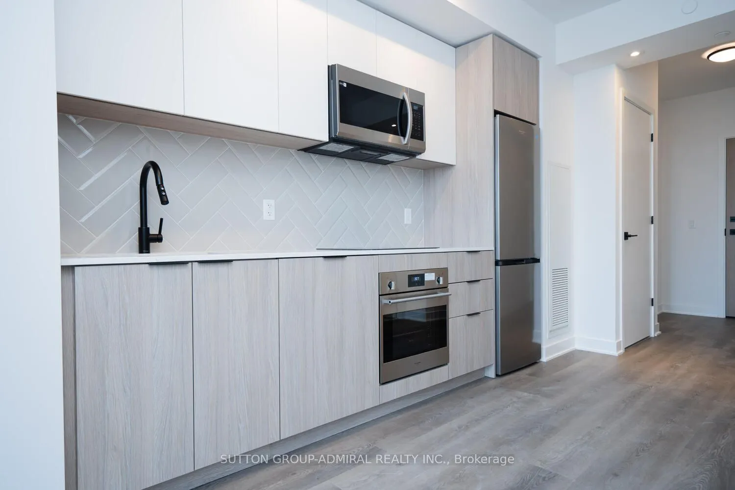 36 Zorra Street, #2401
