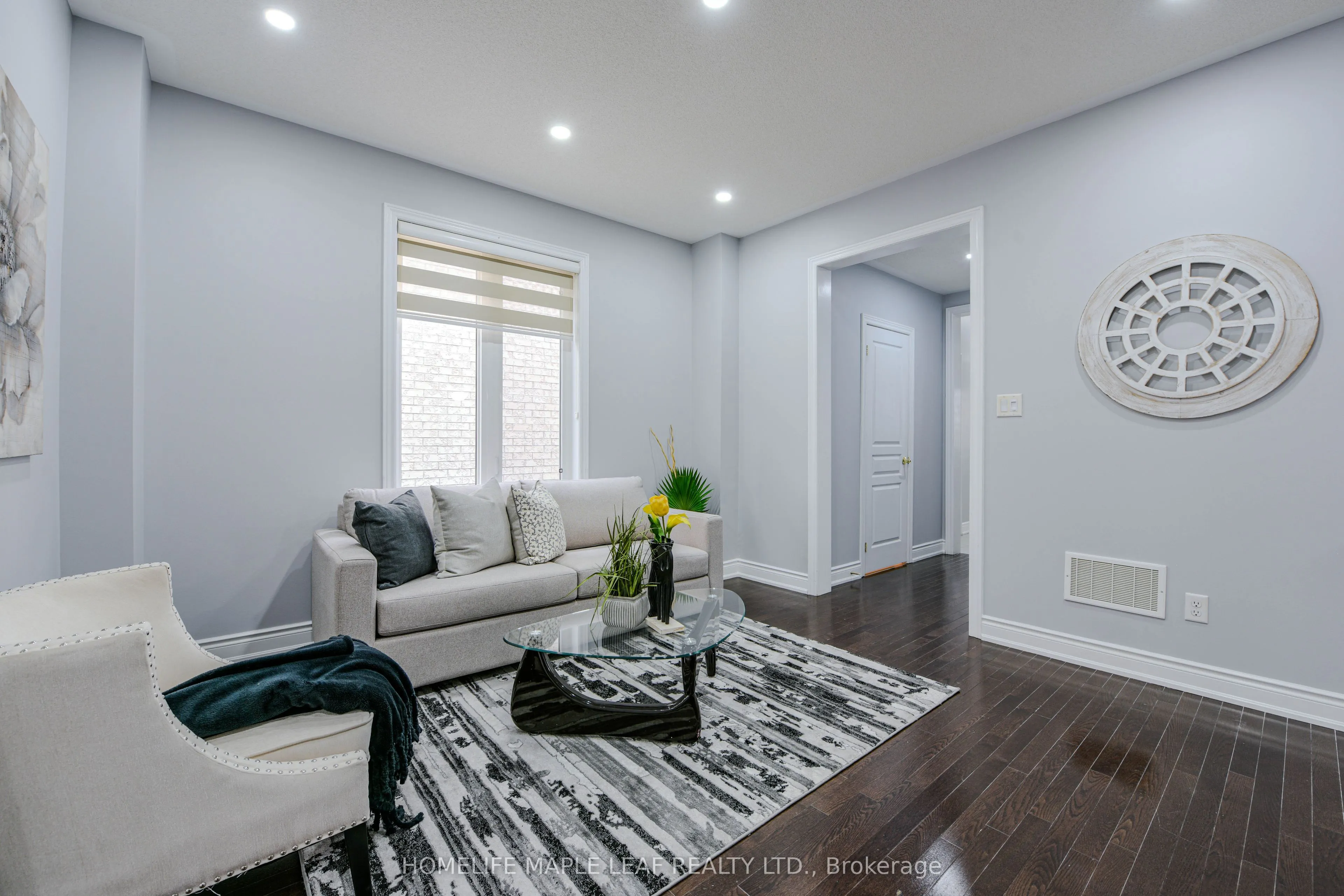 15 Orangeblossom Trail, #Main and Upper Floor