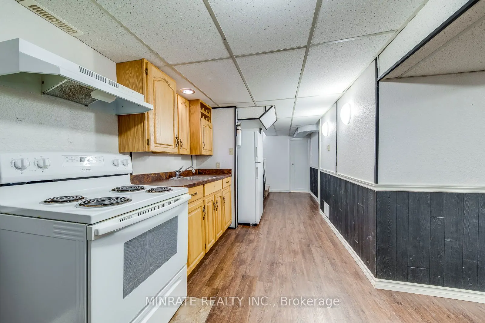 1548 Newlands Crescent, #14