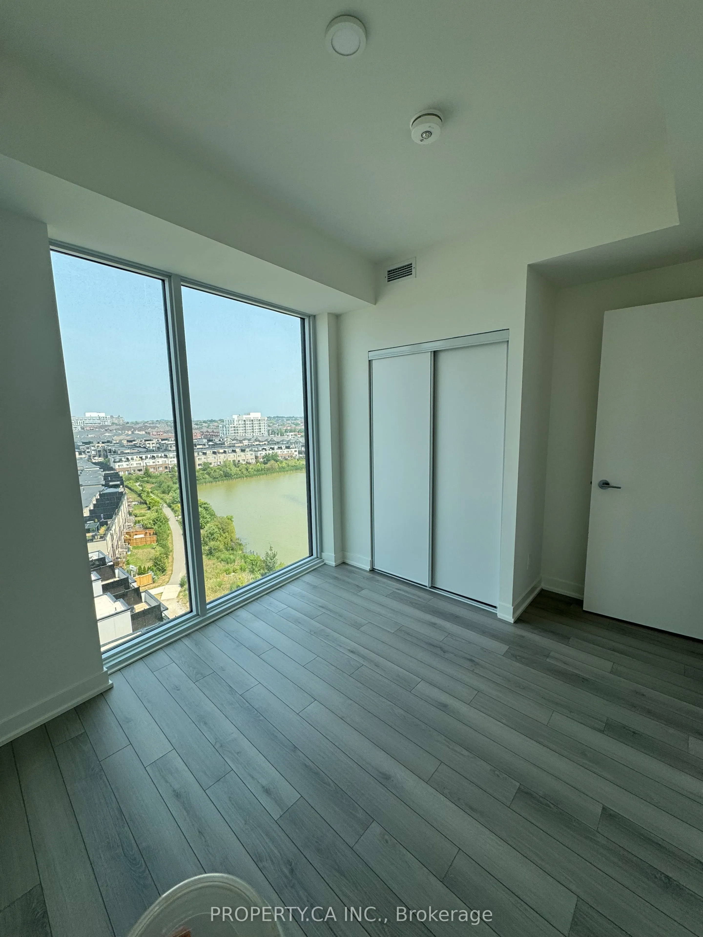3079 Trafalgar Road, #1008