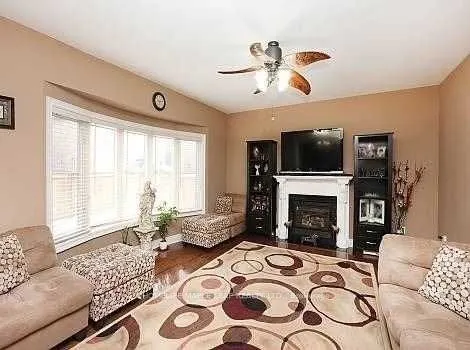 29 Jacksonville Drive N