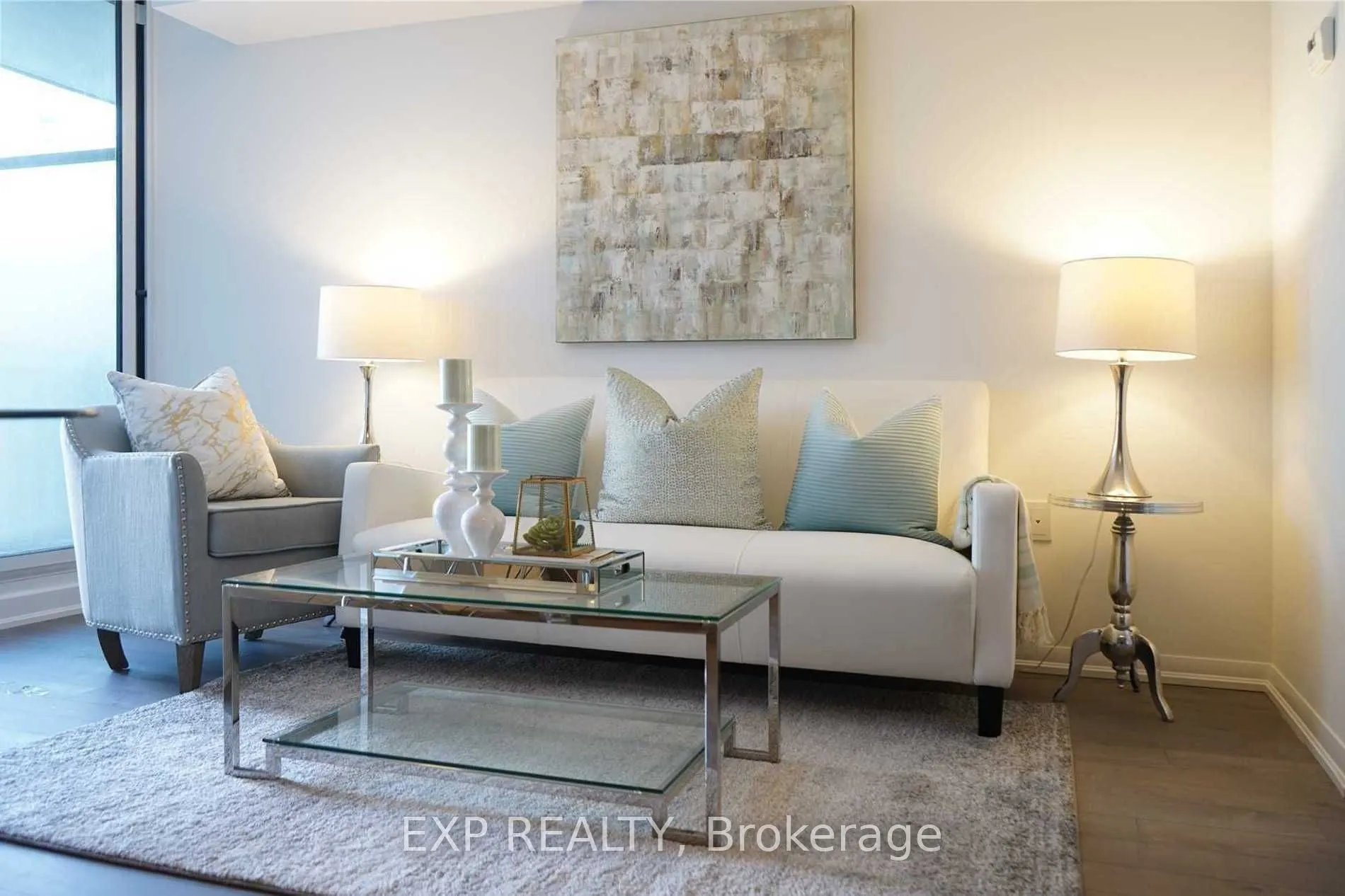 3091 Dufferin Street, #712
