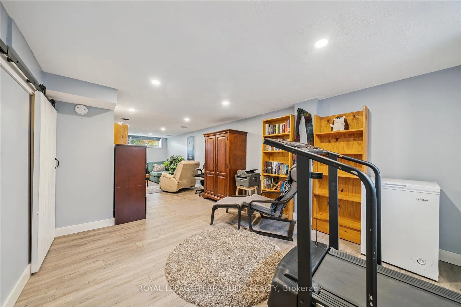 1201 Kingsholm Drive