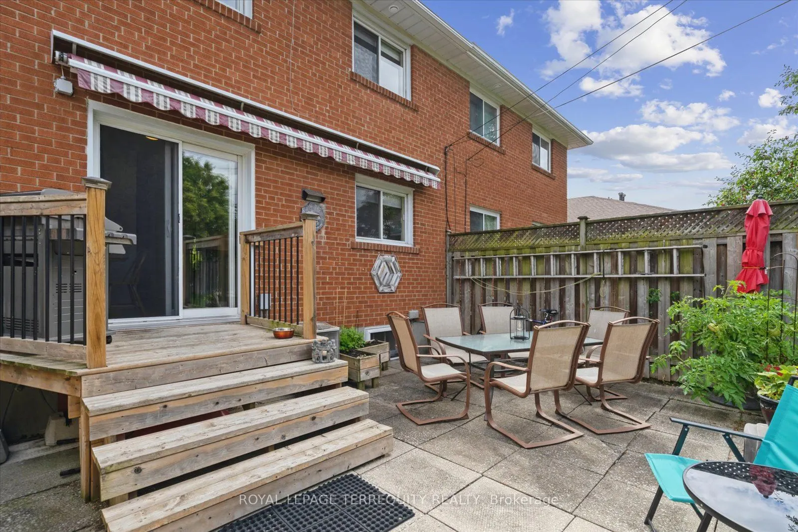 1201 Kingsholm Drive