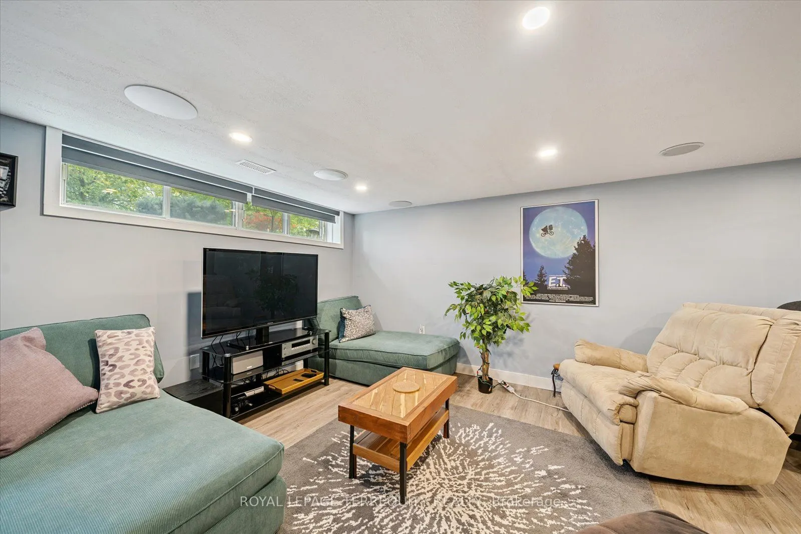 1201 Kingsholm Drive
