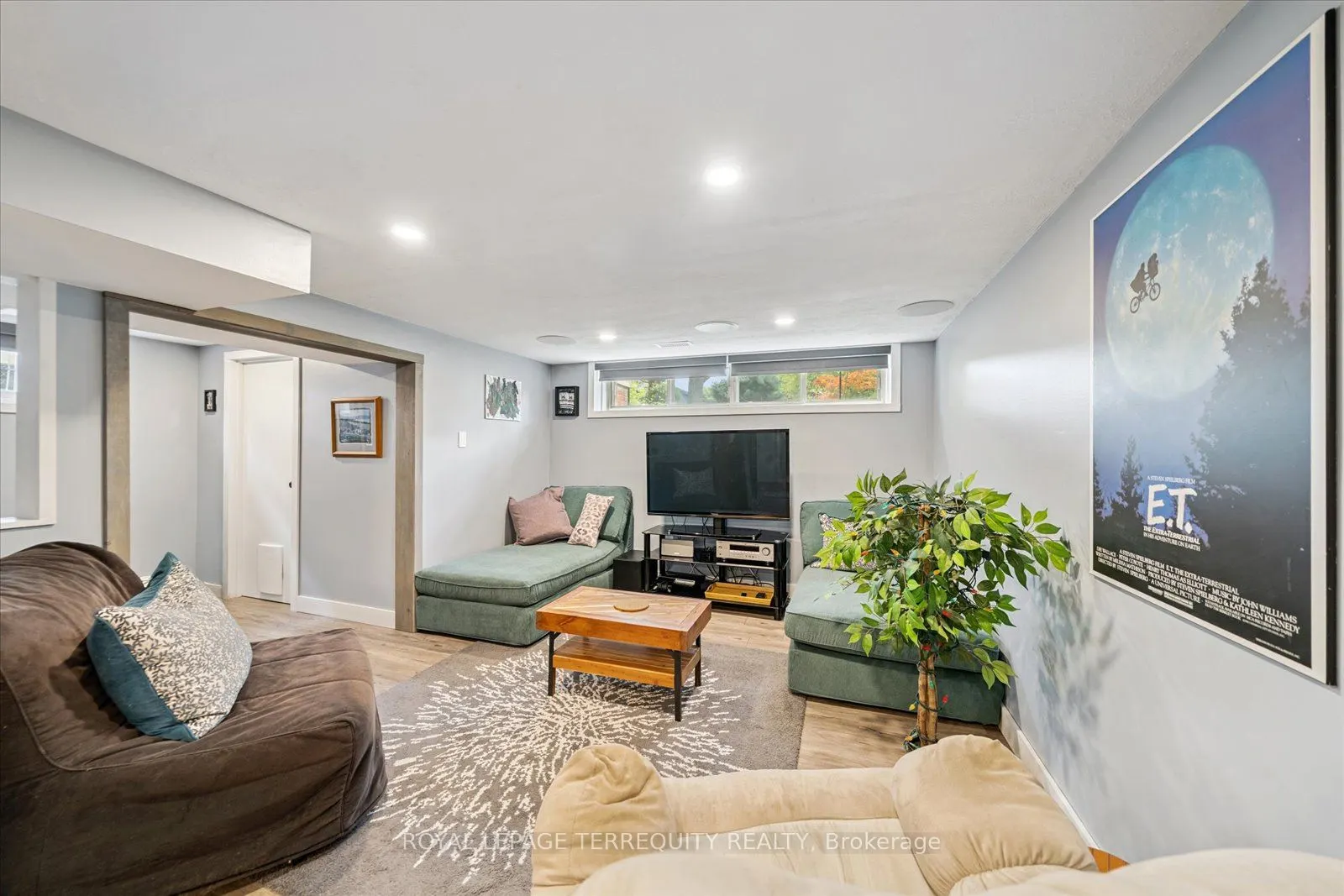 1201 Kingsholm Drive