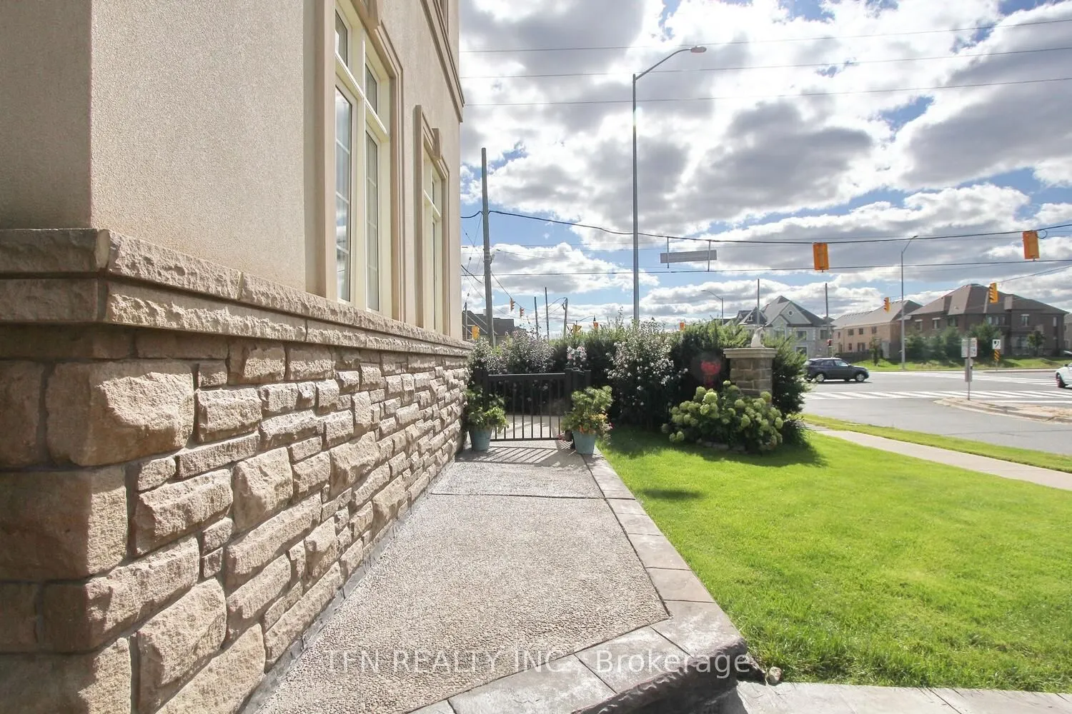 1 Beacon Hill Drive