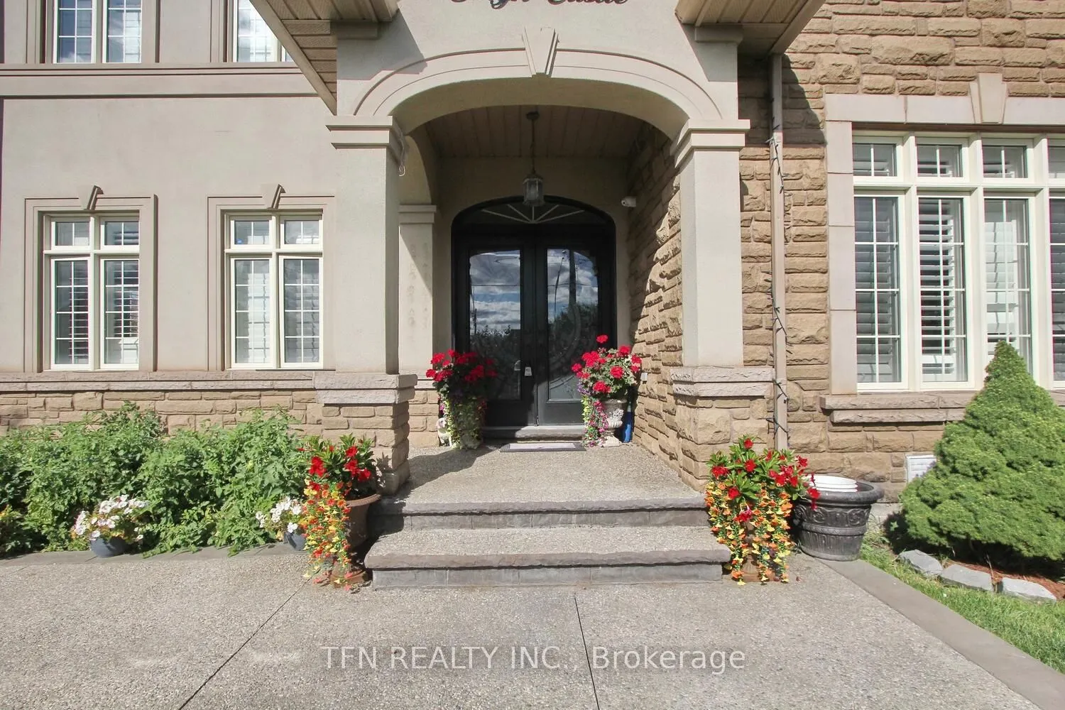 1 Beacon Hill Drive