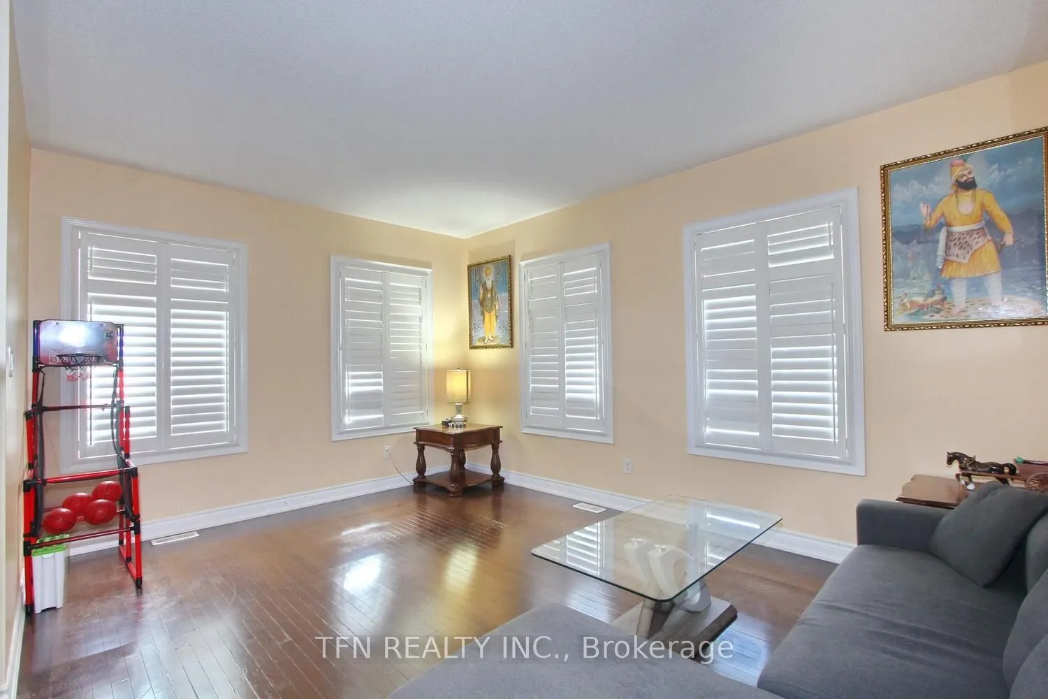 1 Beacon Hill Drive