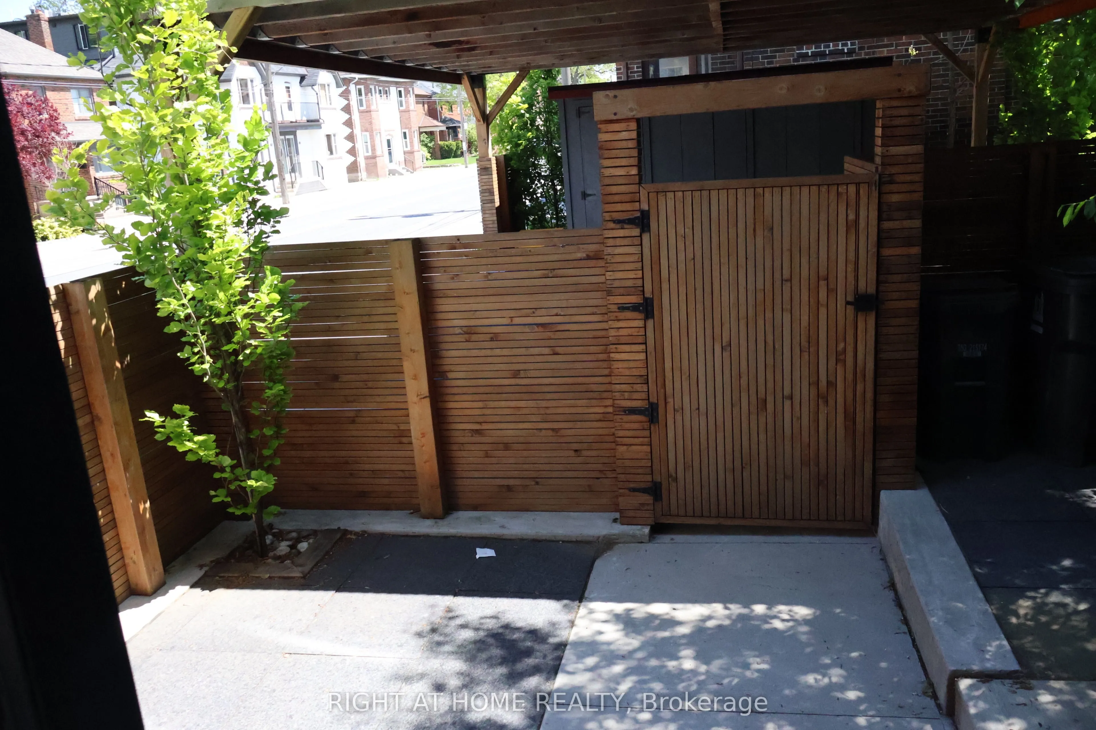 218 JANE Street, #201