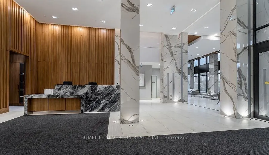 20 Shore Breeze Drive, #3