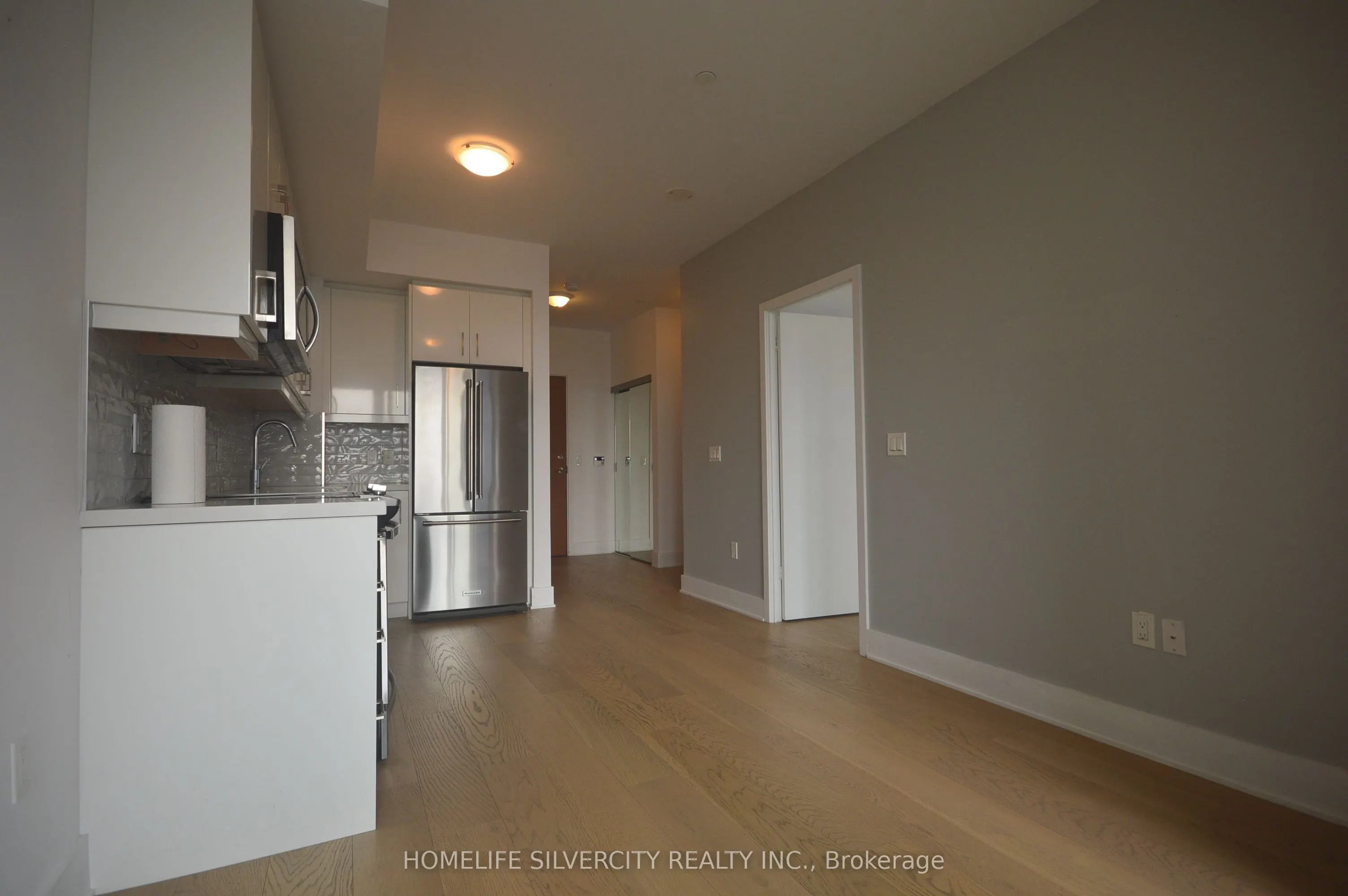 20 Shore Breeze Drive, #3