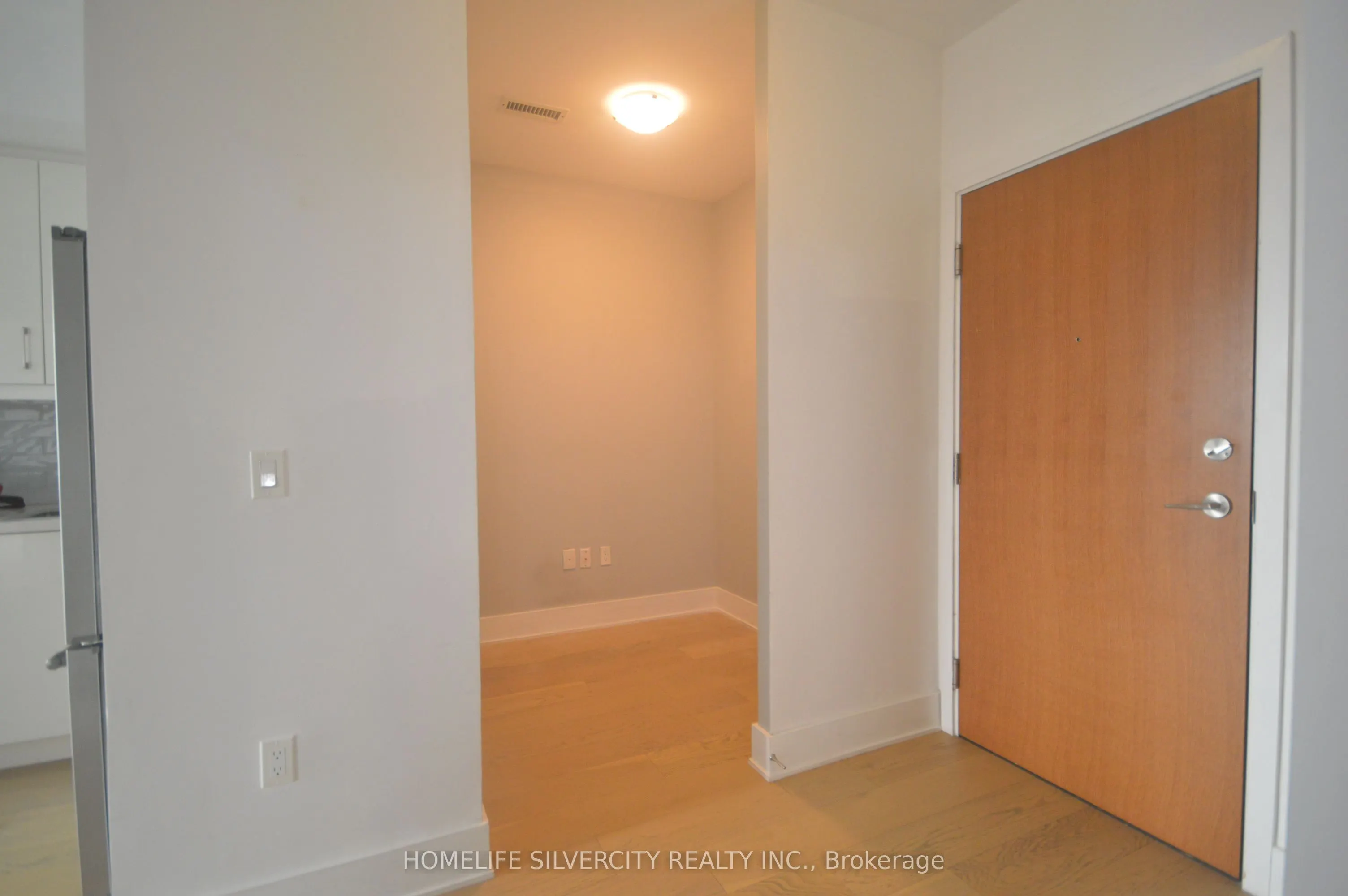 20 Shore Breeze Drive, #3
