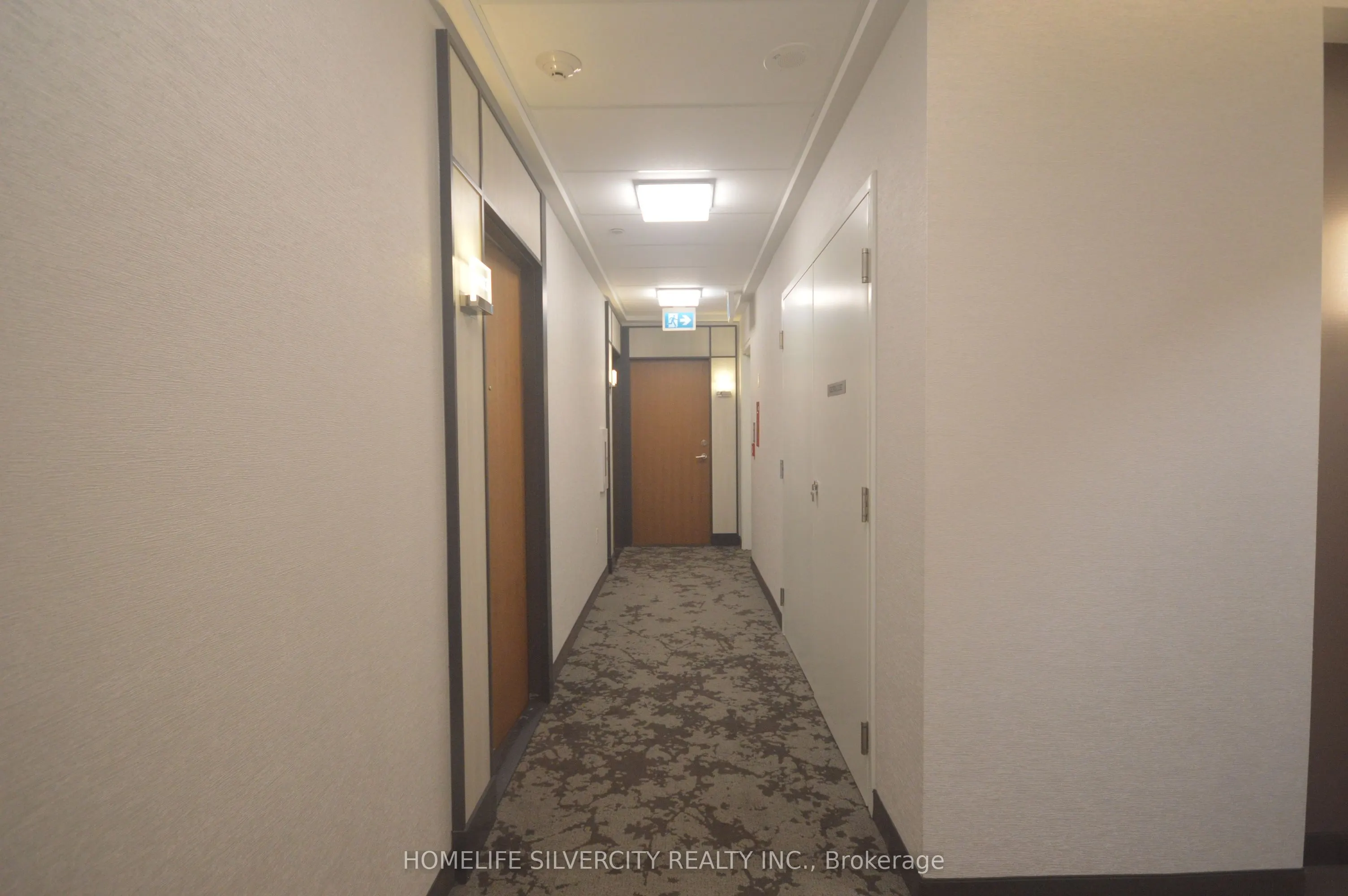 20 Shore Breeze Drive, #3