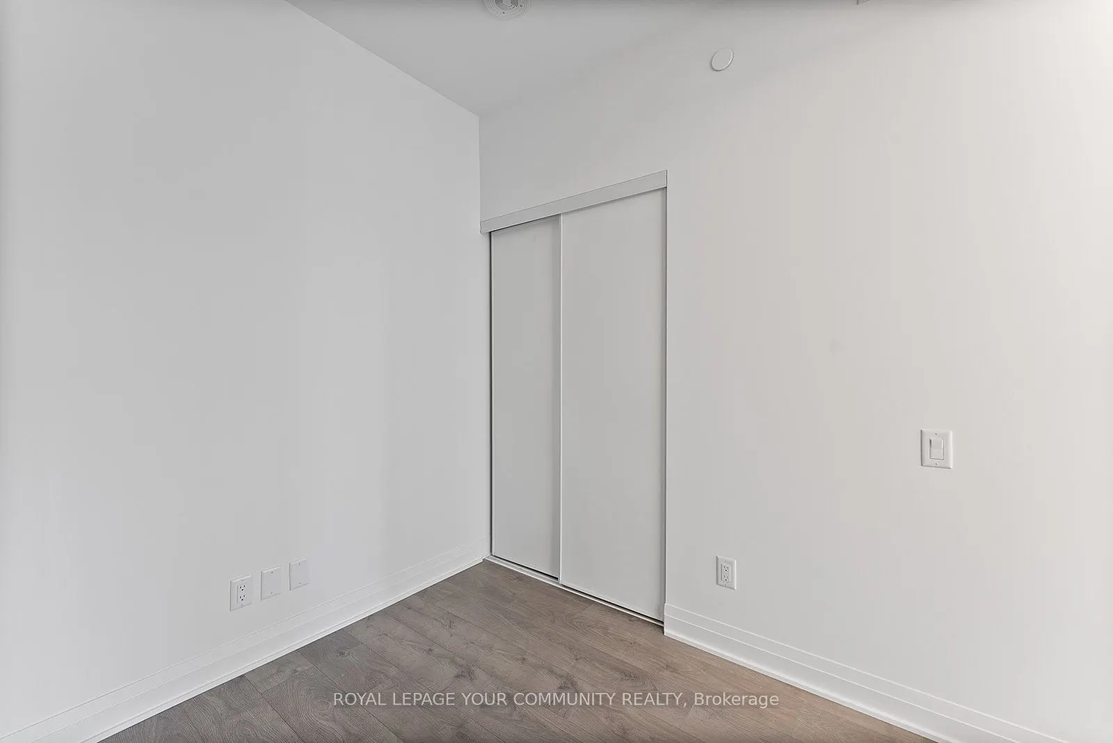 4015 The Exchange, #1111