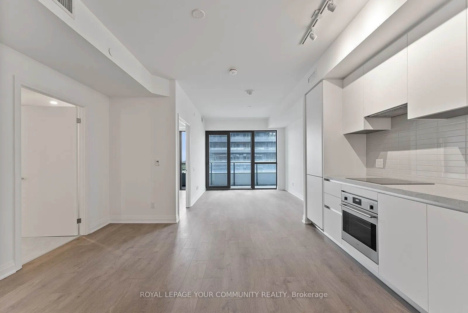 4015 The Exchange, #1111