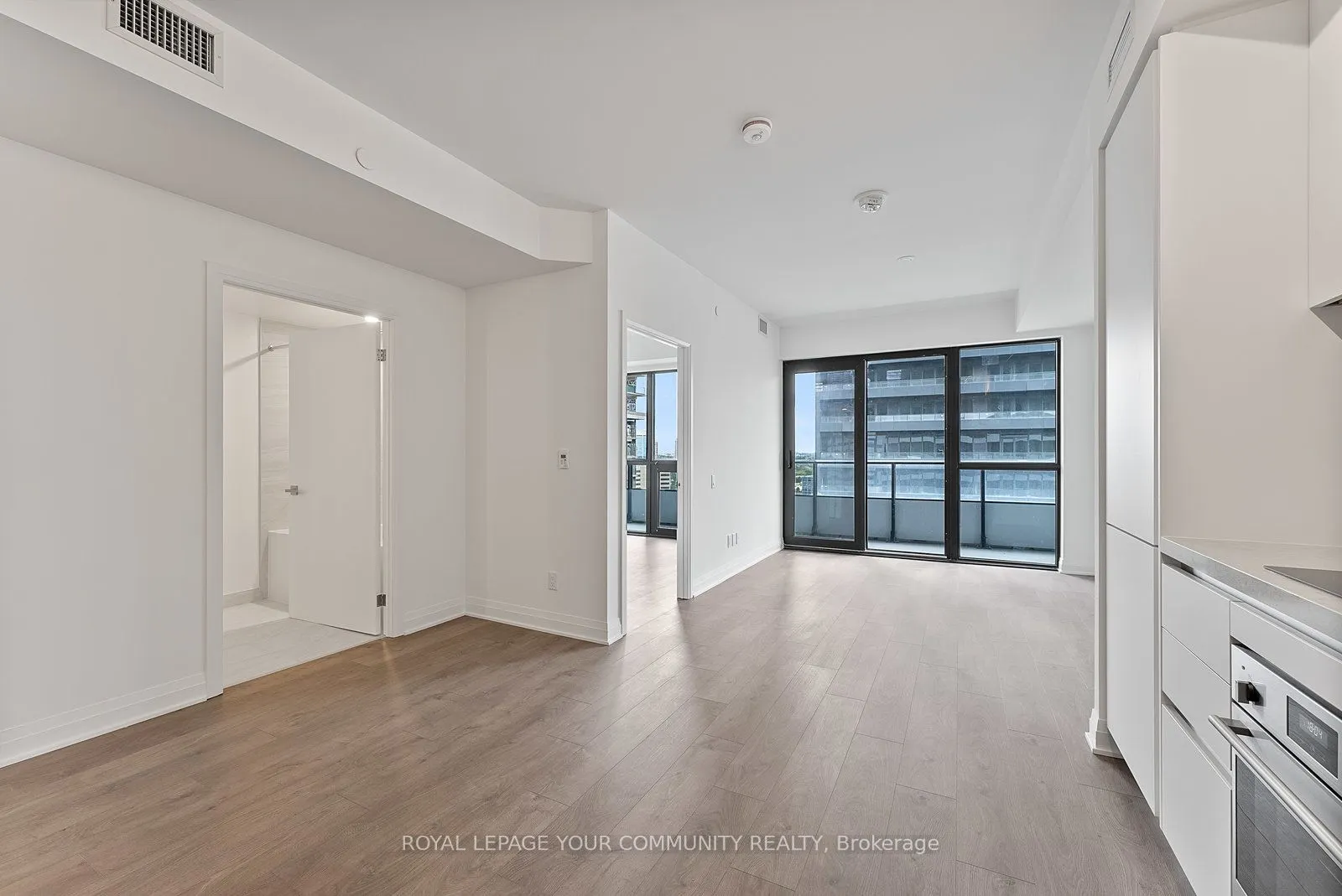 4015 The Exchange, #1111