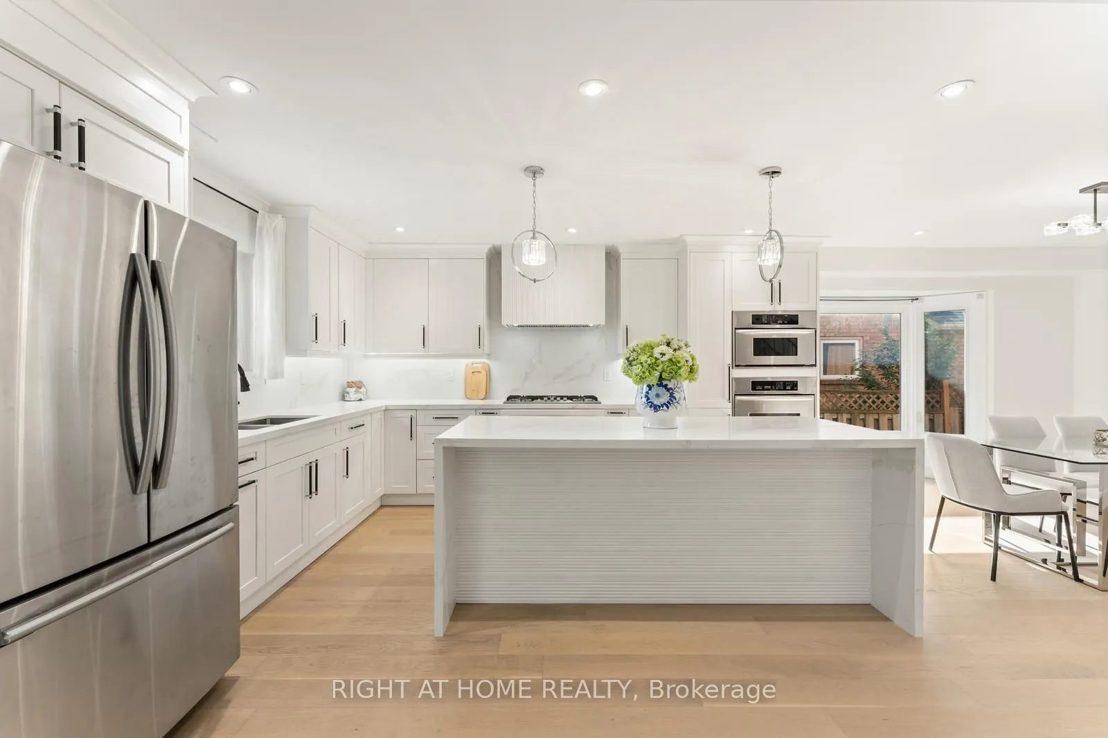 1186 Glenashton Drive, #Room H